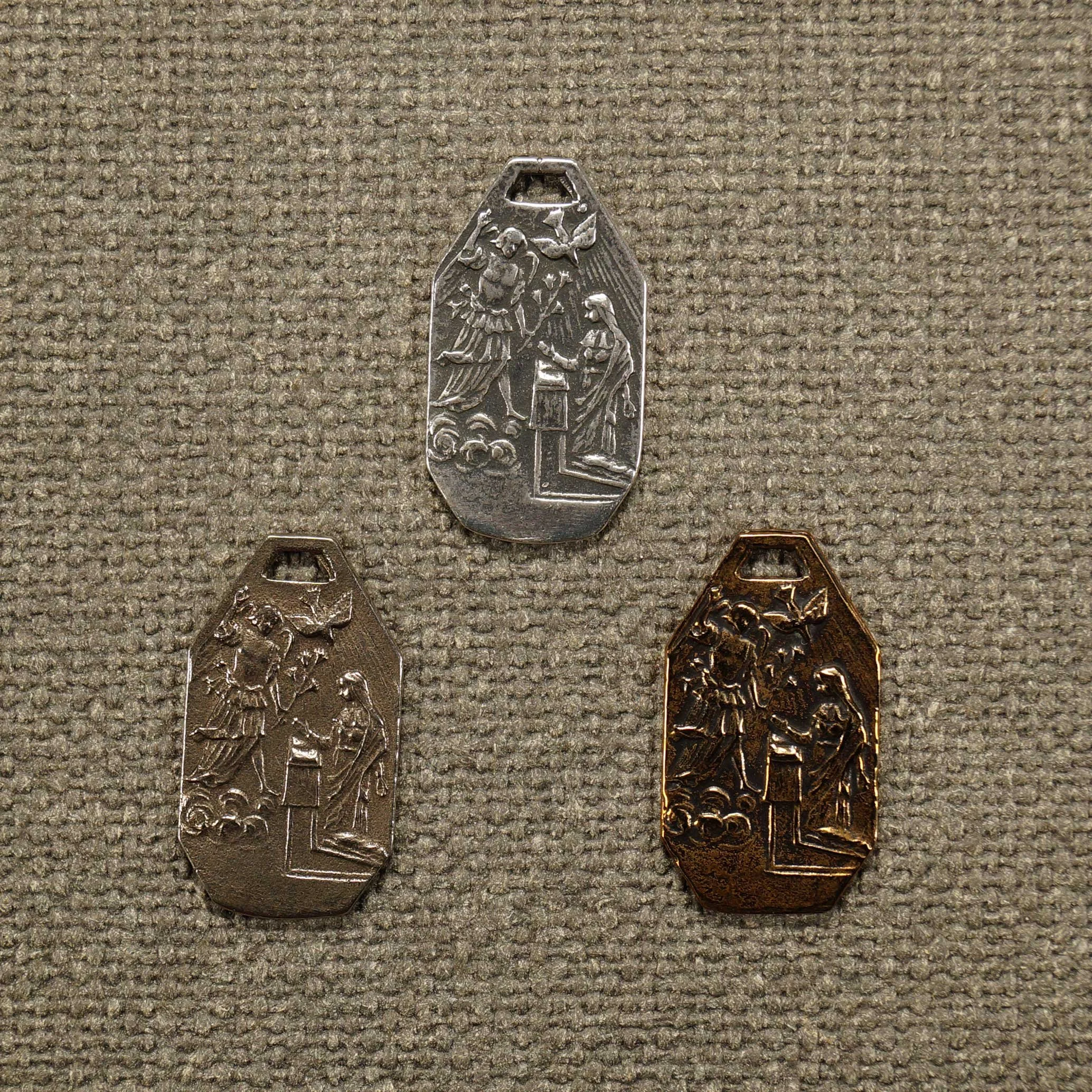 Angular Annunciation Menton Medal