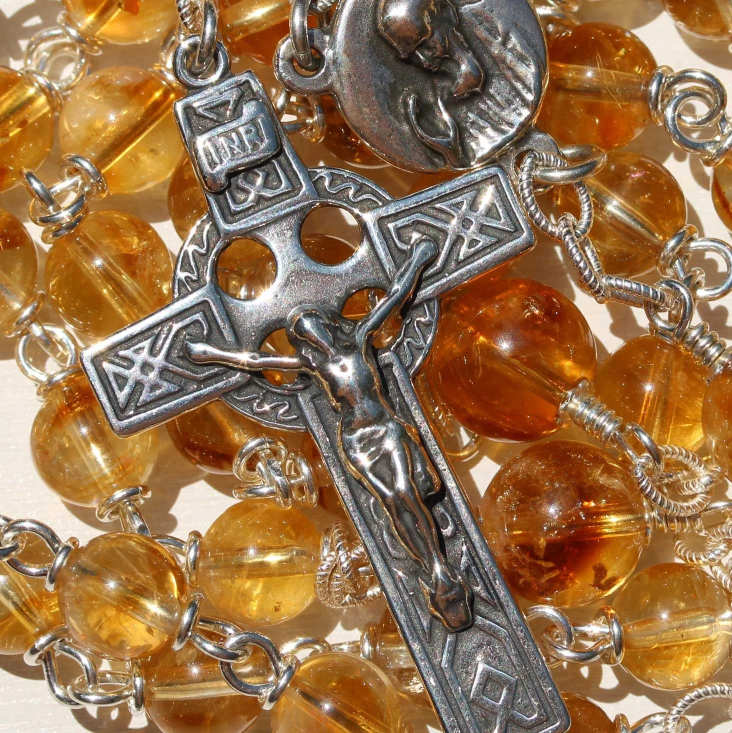 7mm_det_196_dark_citrine_pio1.jpg