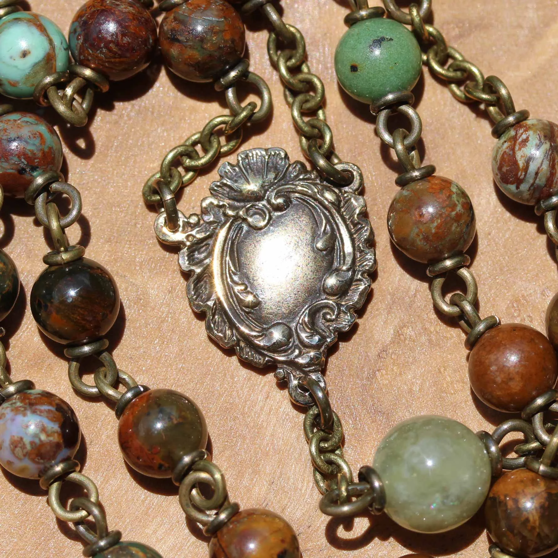 6mm_det_222_edwardian_green_opal4.jpg