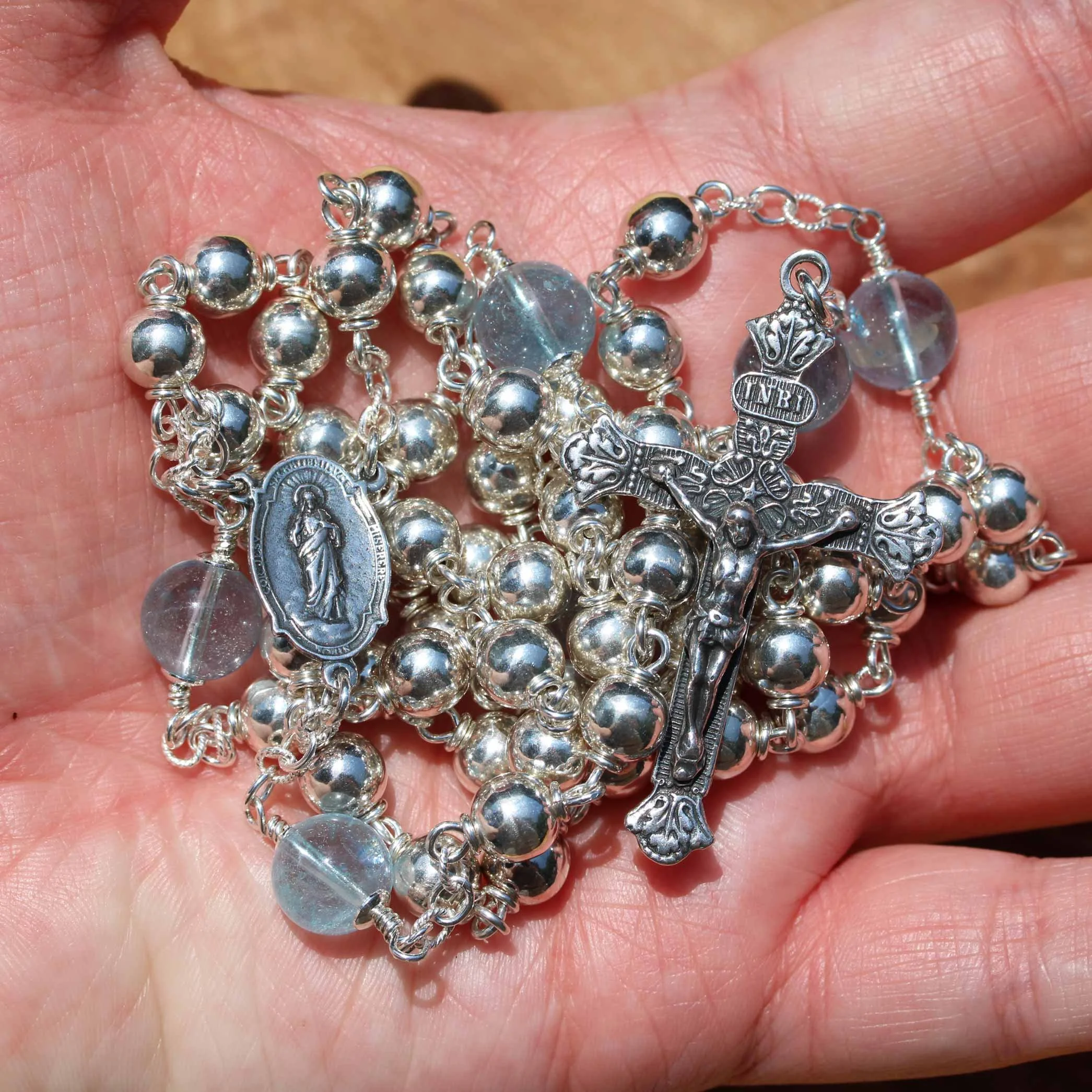 8mm_det_317_sterling_blue_topaz9.jpg