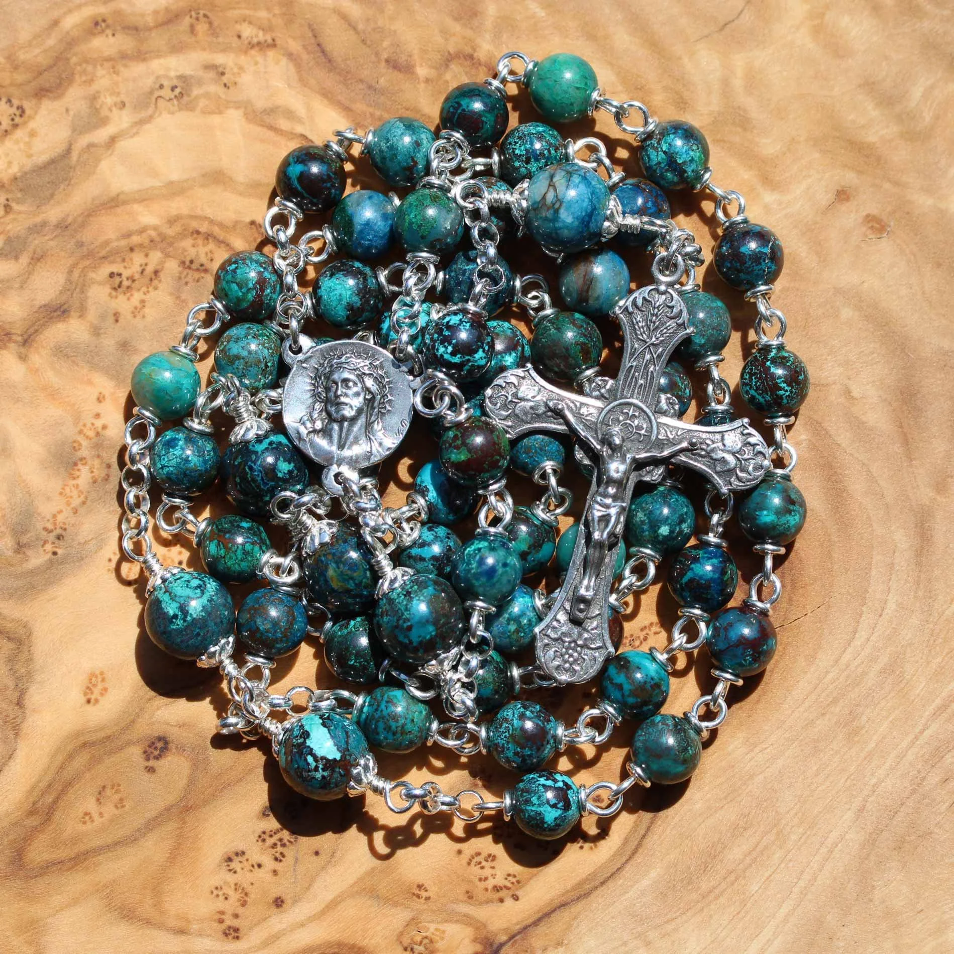 8mm_det_323_azurite_chrysocolla_eucharistic2.jpg
