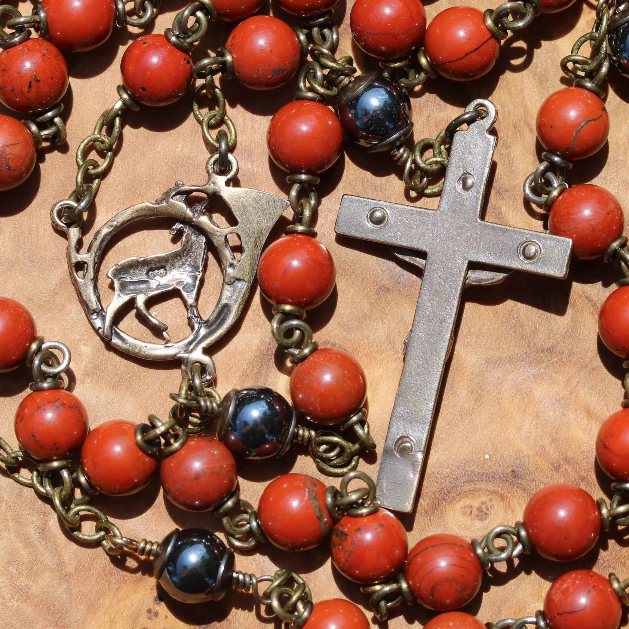 8mm_det_344_hubert_jasper_hematite6.jpg