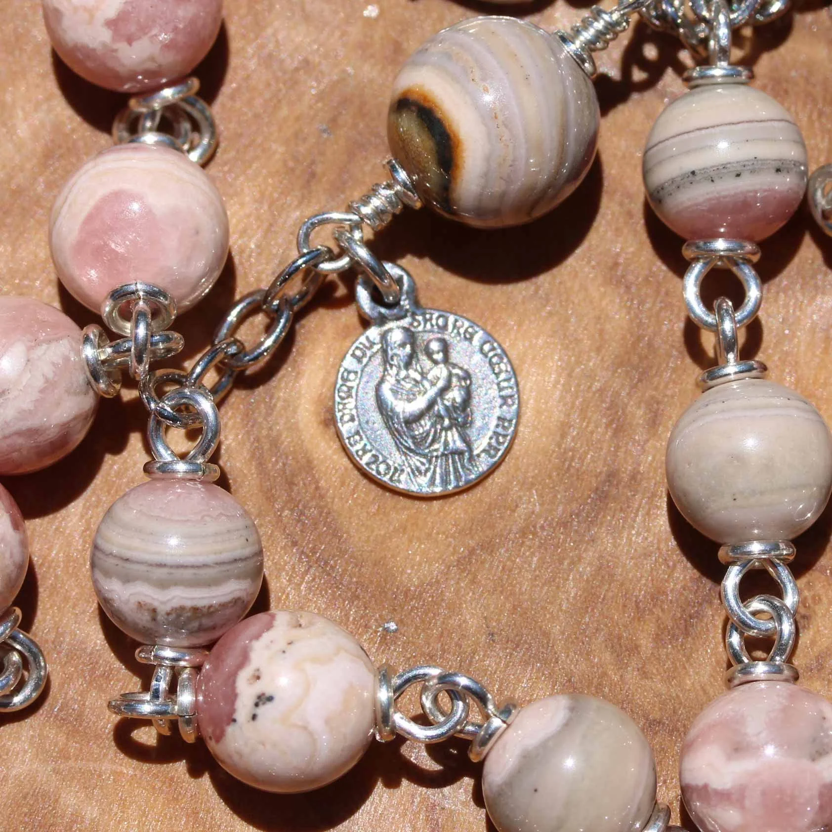 8mm_det_336_argentina_rhodochrosite_victorian5.jpg