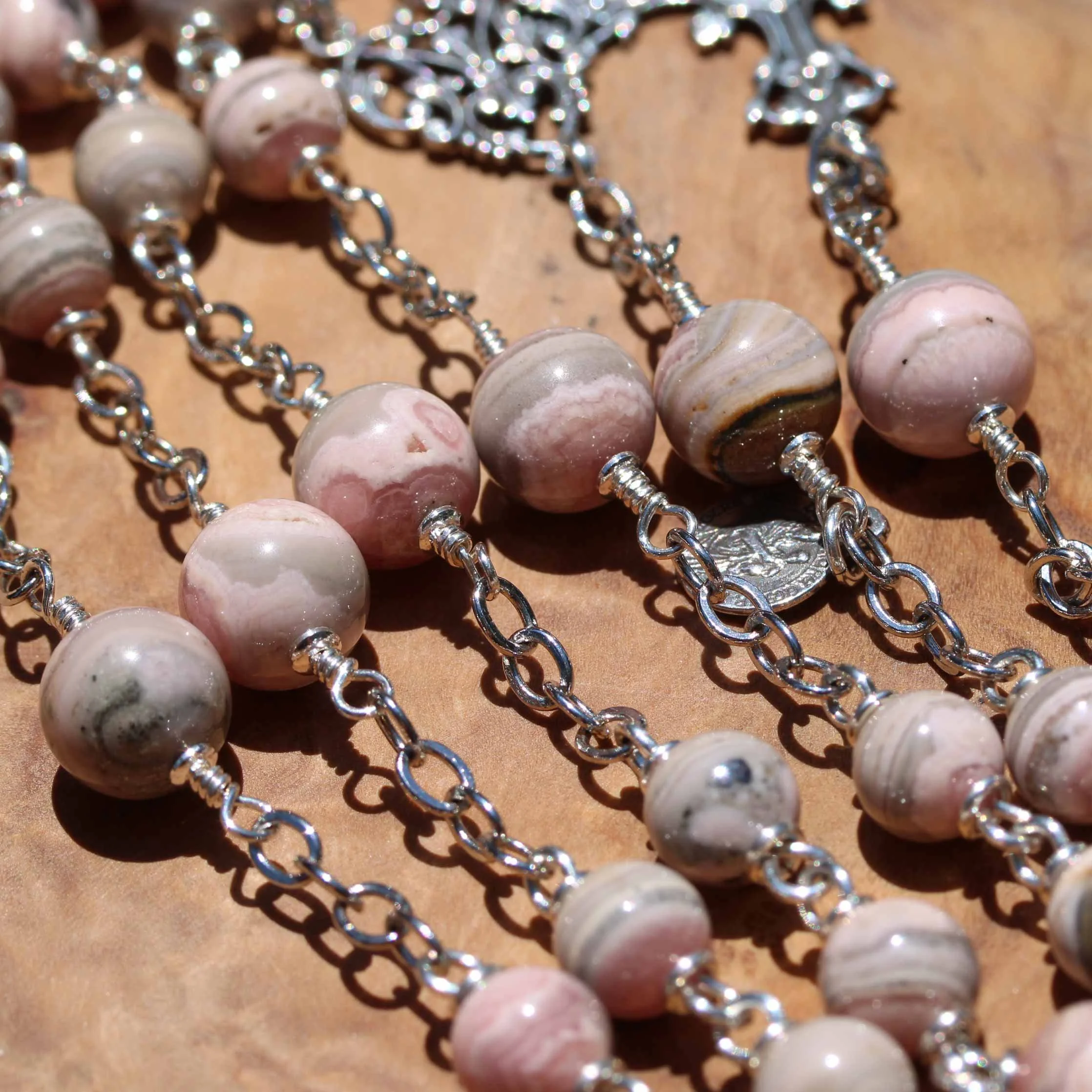 8mm_det_336_argentina_rhodochrosite_victorian8.jpg