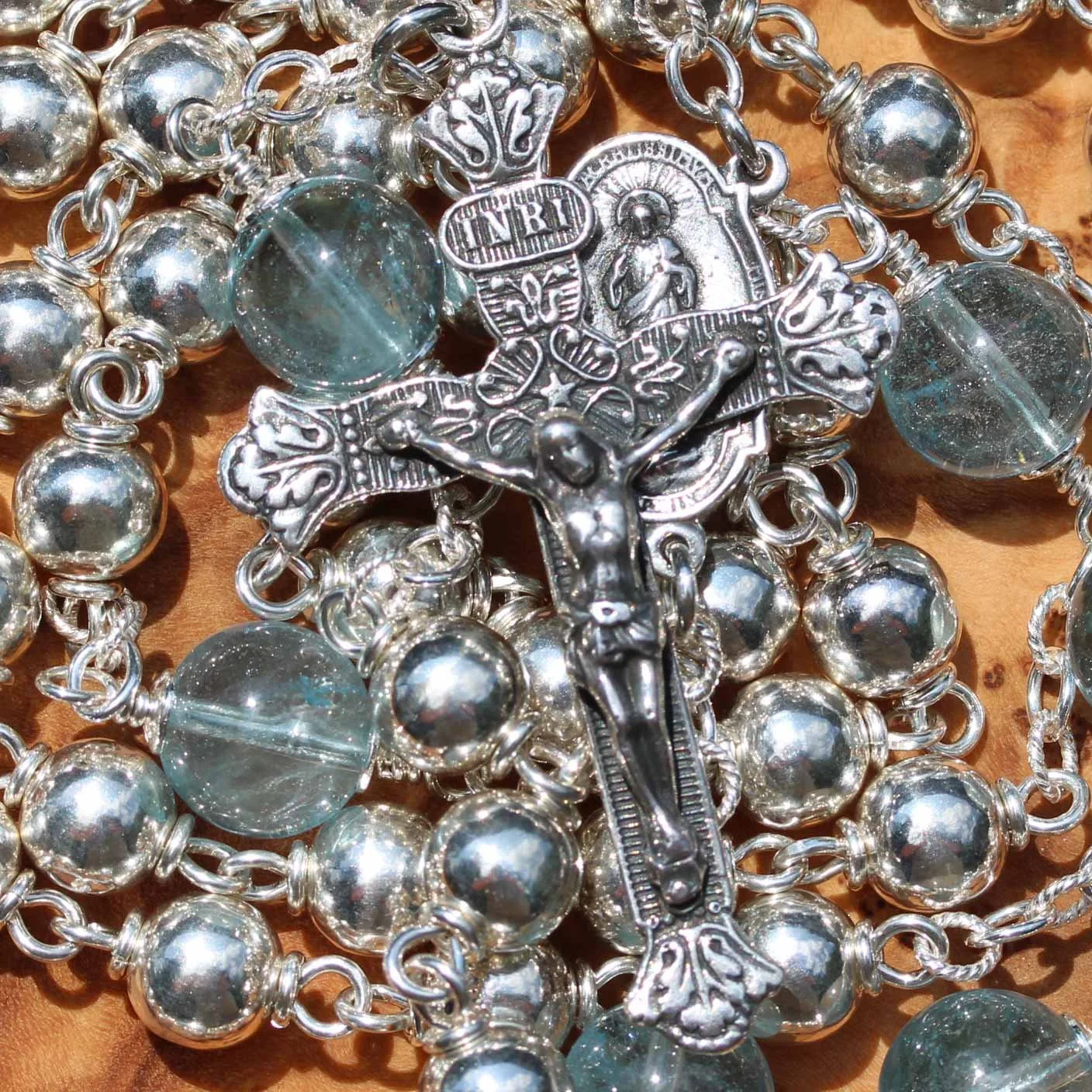 8mm_det_317_sterling_blue_topaz1.jpg
