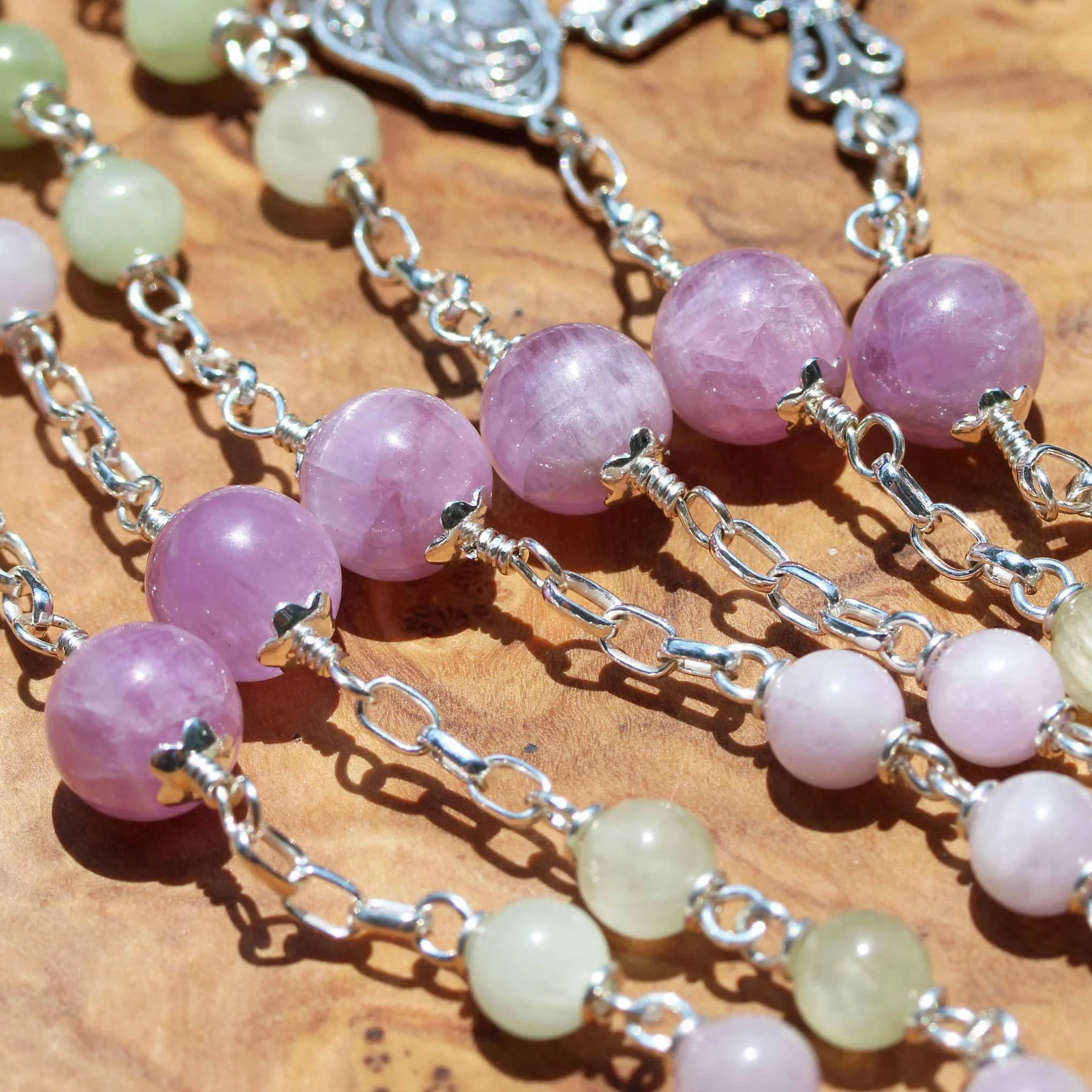 7mm_det_144_pink_green_kunzite6.jpg