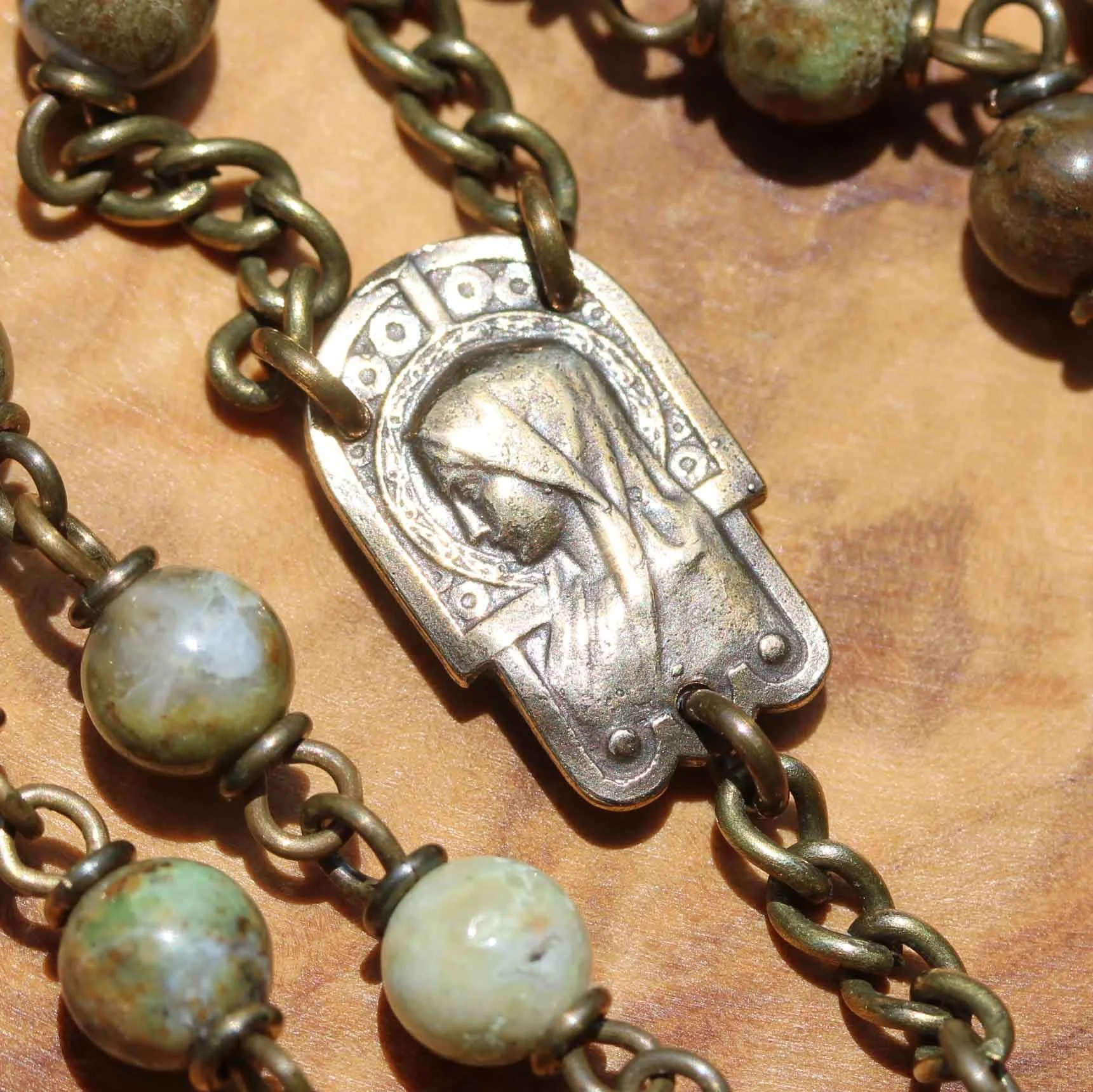 7mm_det_146_green_opal_onyx4.jpg