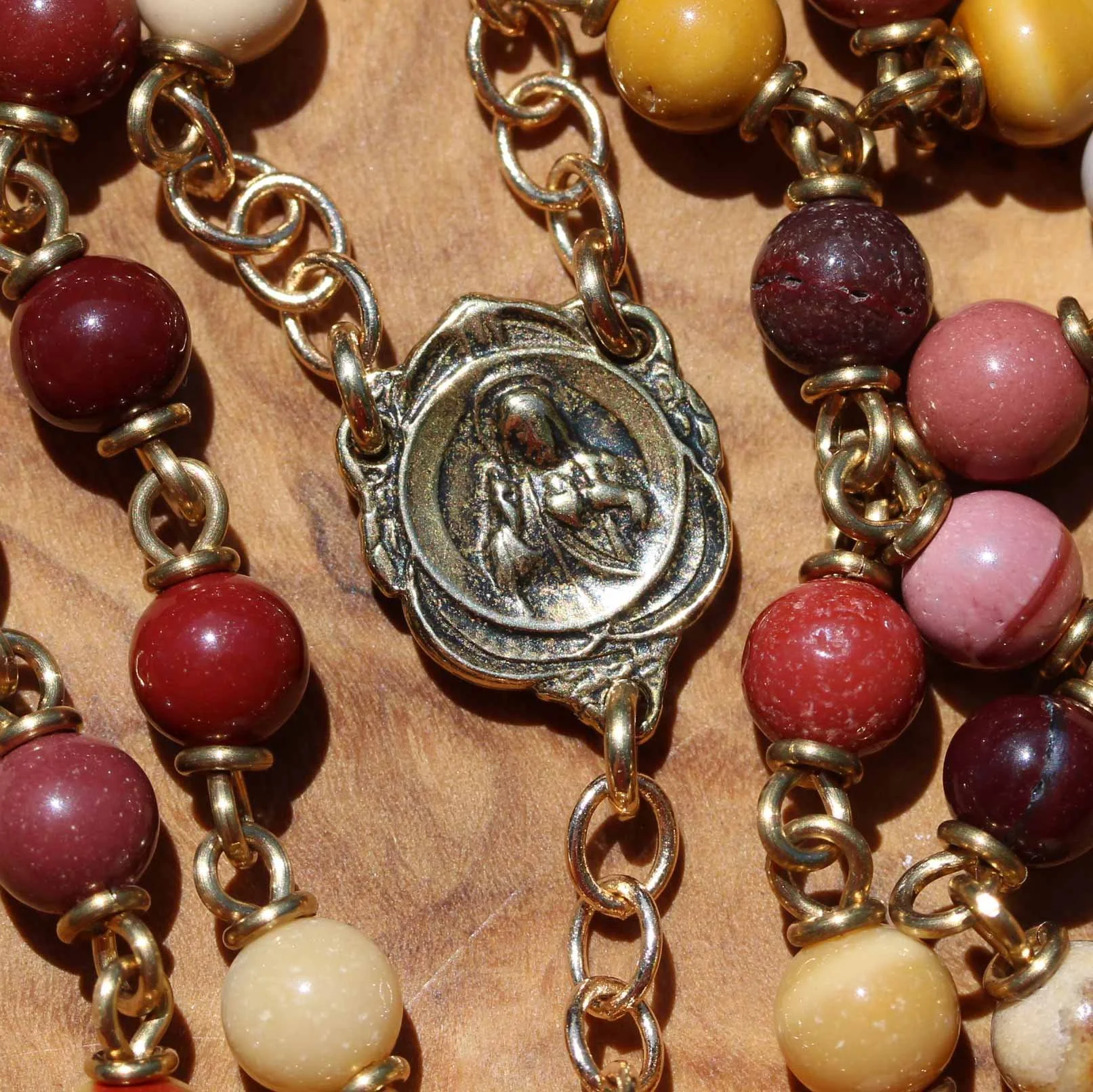 6mm_det_218_mookaite_traditional_heart4.jpg