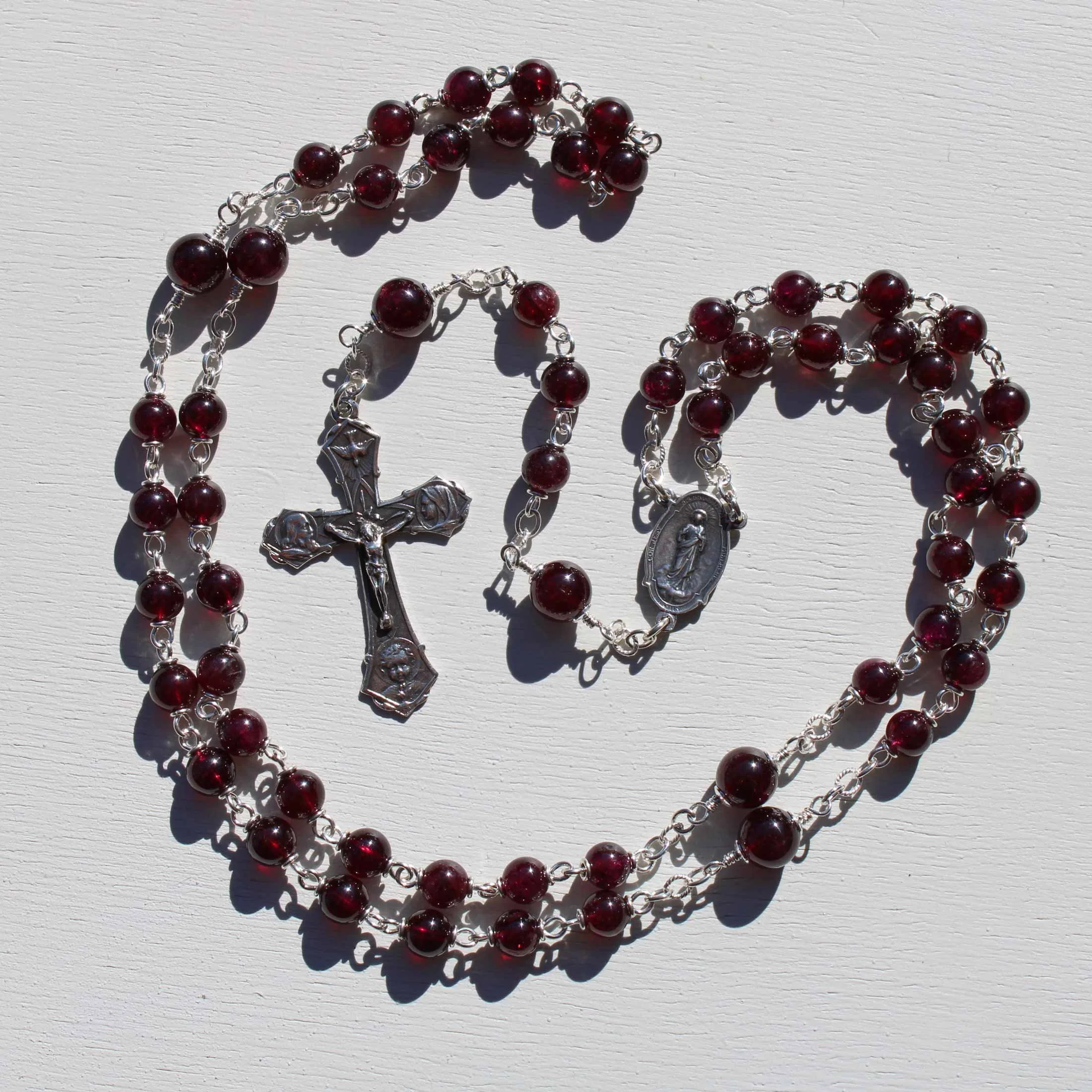 7mm_det_136_purple_garnet_family3.jpg
