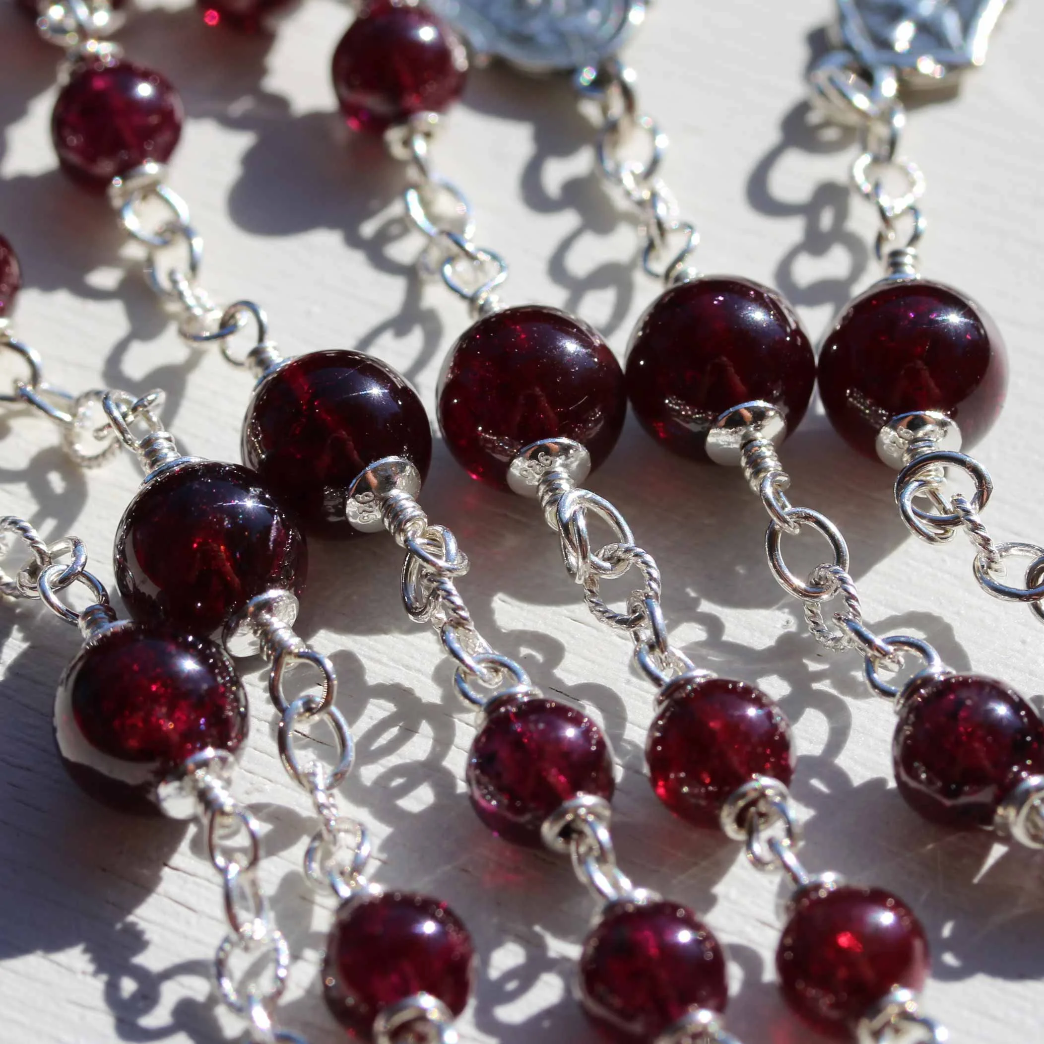 7mm_det_136_purple_garnet_family7.jpg