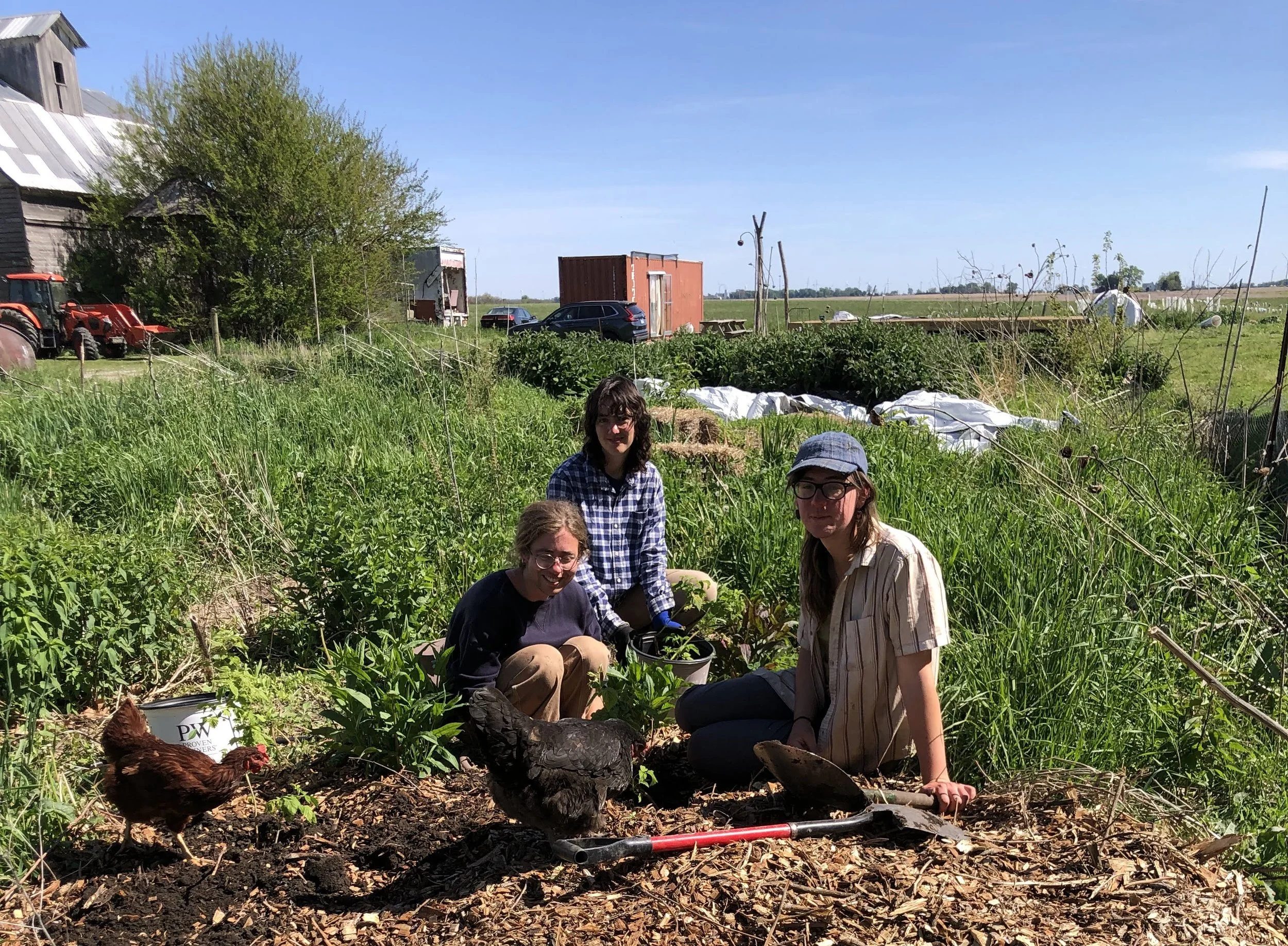 Learning to Live Together: On Transience and Community Care at ZA