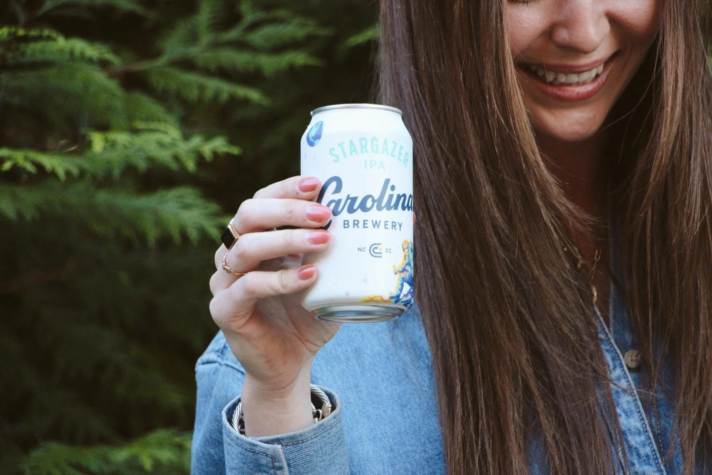 Perfect for full moons, shooting stars, campouts, and live music. Who&rsquo;s In?

Find our new Stargazer IPA in a 6-pack near you! 🔗 Link in Bio

📸: @jessicagoodmanphotography
.
.
.
#beer #craftbeer #ncbeer #brewery #drinklocal #northcarolina #car