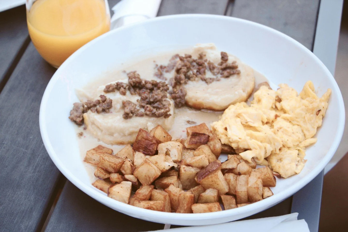 A brunch classic for good reason. ✨

Our Biscuits and Gravy are made with fresh baked biscuits covered in house made sausage gravy served with 2 eggs any style and breakfast potatoes. 

Hungry? Good thing it's time to brunch! 
.
.
.
#brunch #brunchin