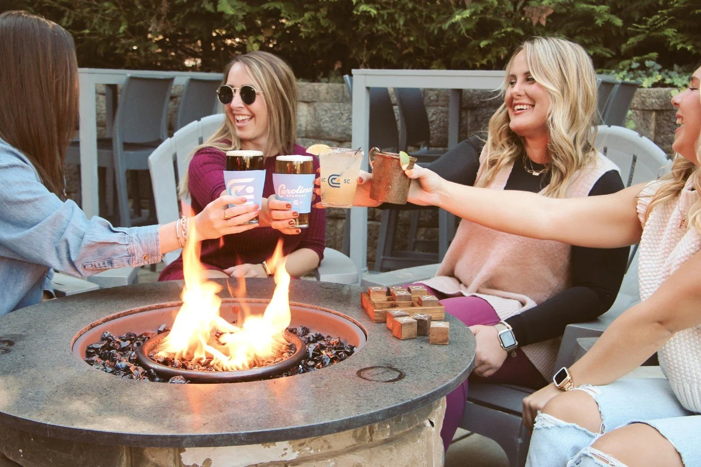 There is no better way to unwind from the work this weekend than cold beers on the patio. 

Check out our On Tap list to find the perfect beer for your weekend. 

Who's In?
.
.
.
#carolinabrewery #whosin #ncbeer