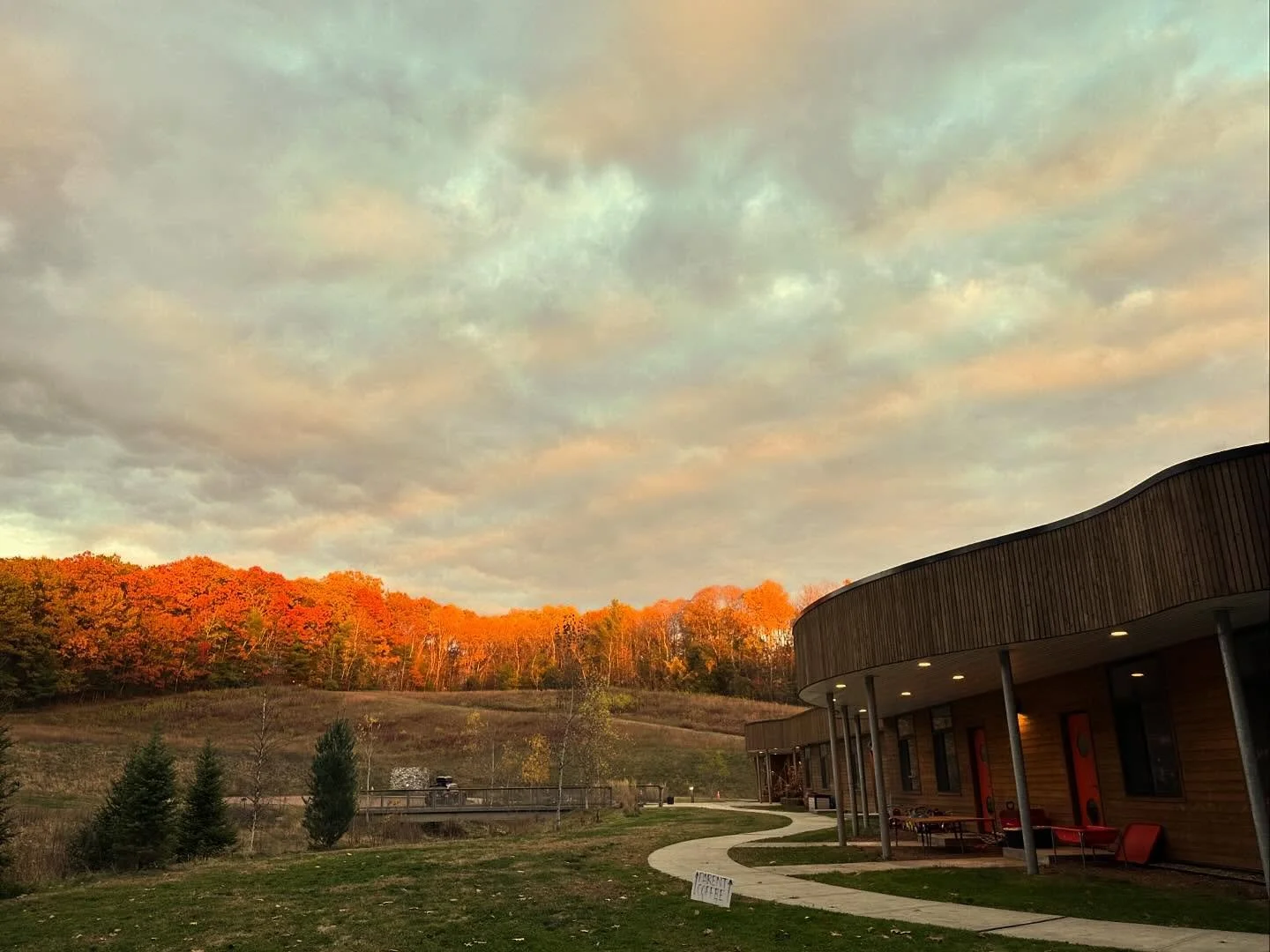 Beautiful golden hour up on Grasshopper Hill, and we're so excited for tomorrow's Spooky Sprint (for Center School families) and Trunk or Treat (open to the public)!! Hope you'll all join us from 10:30am - 12:30pm for some trick or treat fun 🎃