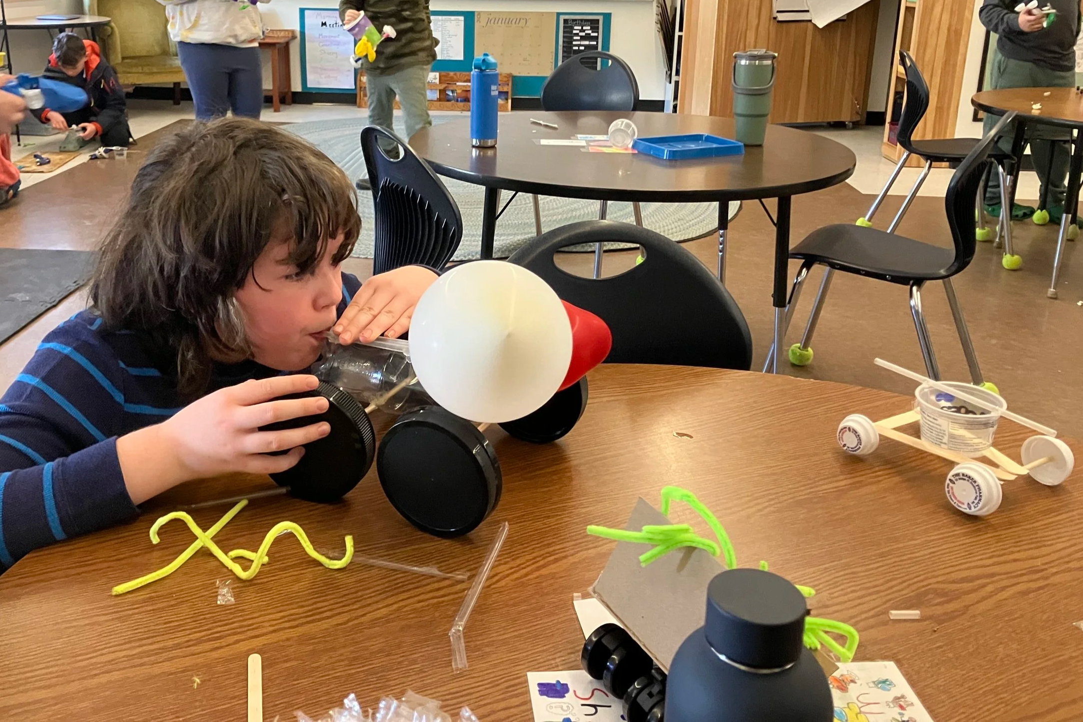 Frustration, Collaboration, Experimentation, Failure, and Persistence: Making Balloon Cars with Middles Quartz&nbsp;