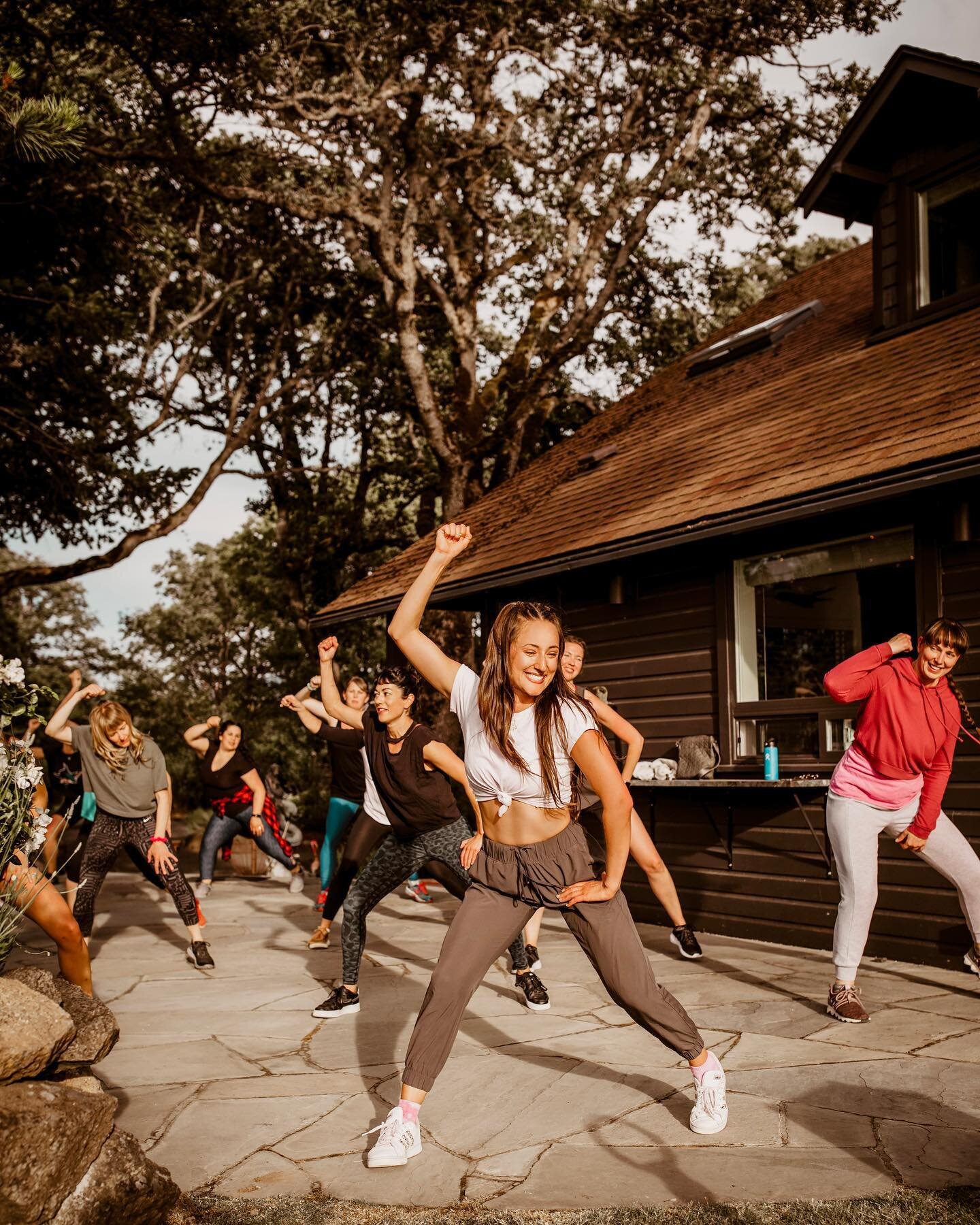 Two Dance Fitness with Nika x The Griffin House pop-ups this summer:

Thursday /// June 29th /// 6:30pm

Thursday /// July 27th /// 6:30pm

Let's take a field trip to one of the most scenic venues, overlooking the Columbia River, to dance our hearts 