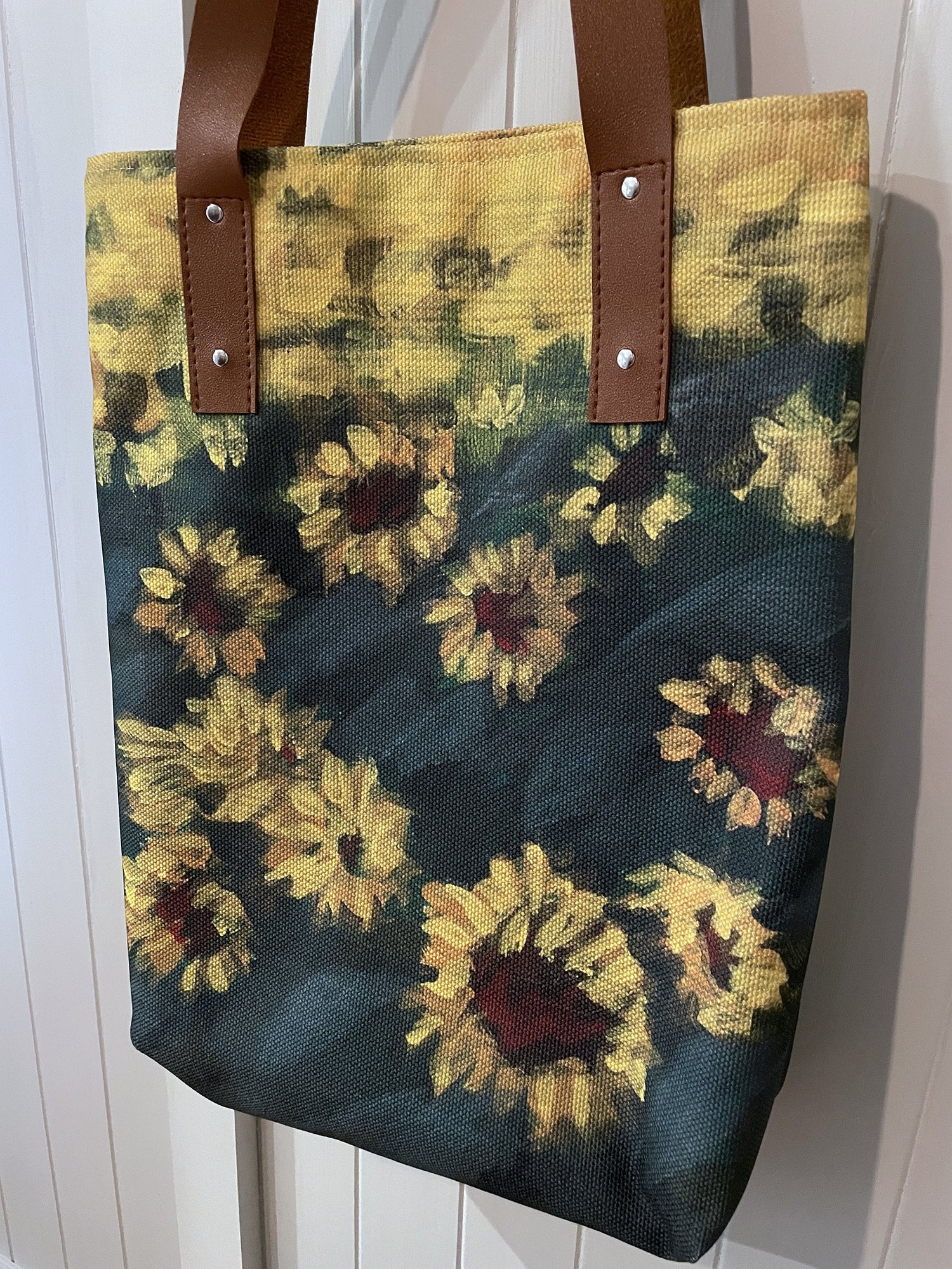 SunflowerSmilesTote_close.jpg