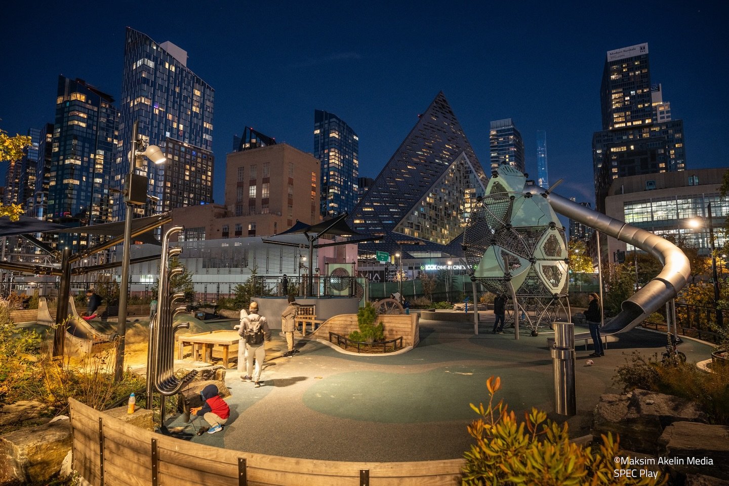 The playground at Pier 97 is a place where children and families can play in ways that make them feel connected, confident, and joyful. It encourages kids to be independent, curious, brave, and compassionate as they explore risk, failure and mastery.