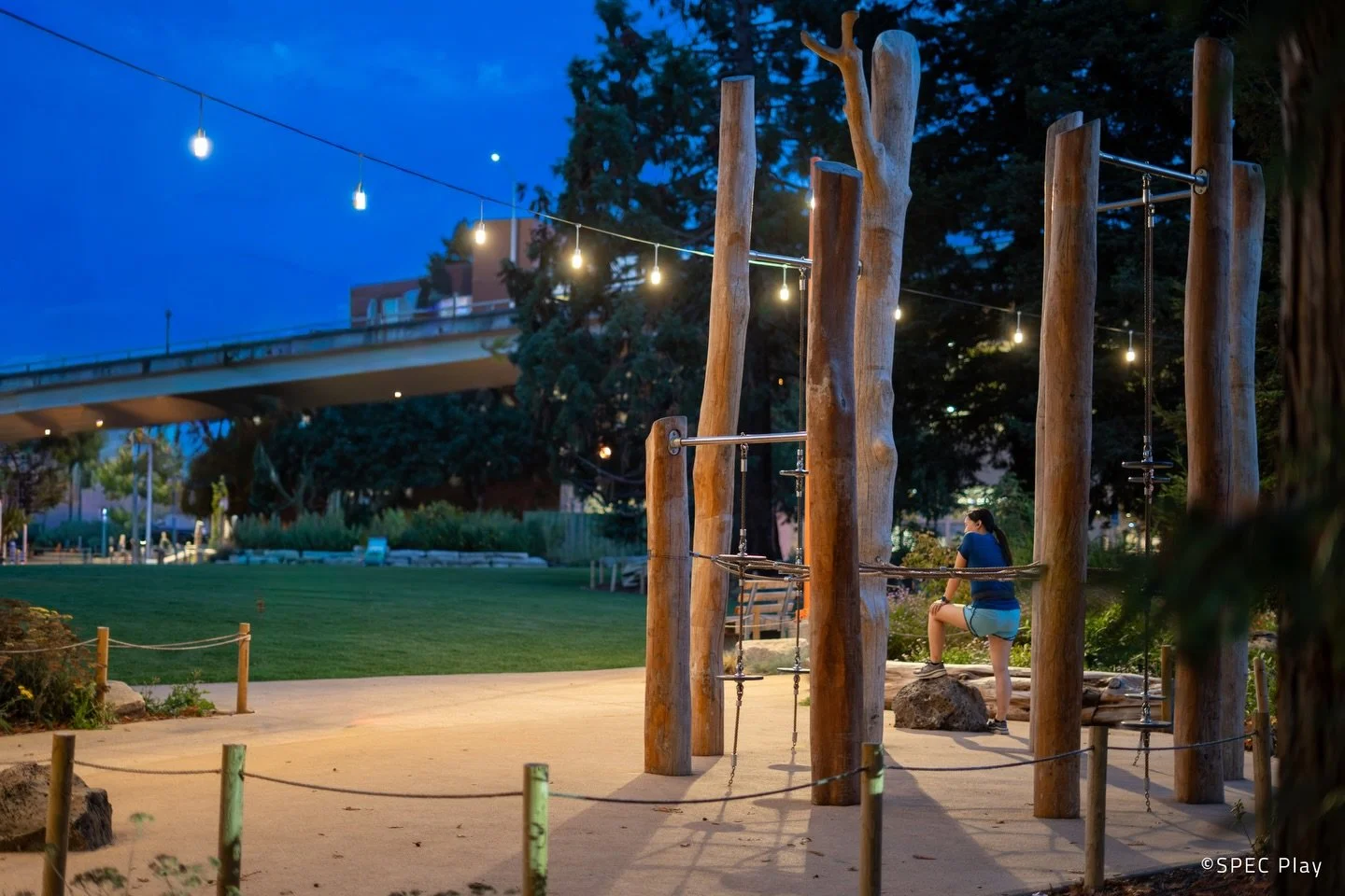 Celebrating World Landscape Architecture Month! SPEC Play is proud to have partnered with Fletcher Studio, and WholeTrees to bring a natural, sustainable, biophilic fitness area to life in the redesigned Esprit Park.
Discover more about Esprit Park o