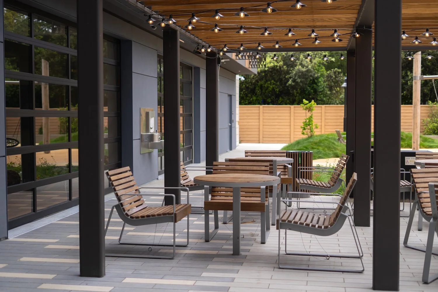 mitchell-park-place-mmcite-spec-play-site-furnishings.jpg