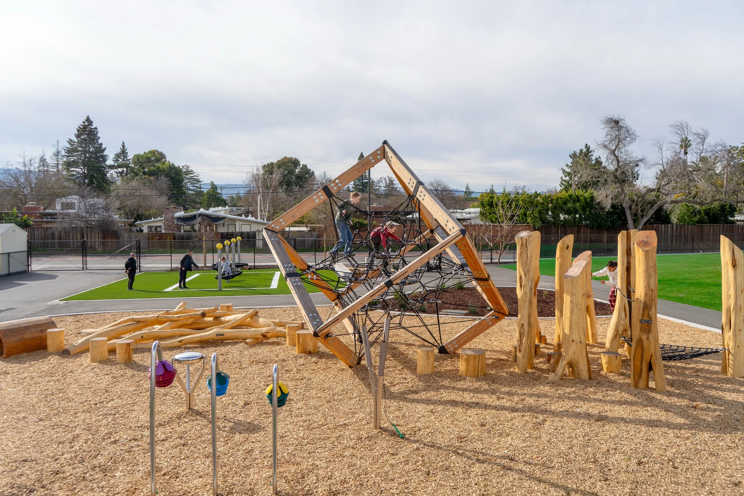 The Hoover Hedgies have new spaces to play! 🦔

Hoover Elementary School in Palo Alto is home to one of the district&rsquo;s most sustainable campuses yet, featuring mass timber construction and modern, energy-efficient learning environments.

The ne