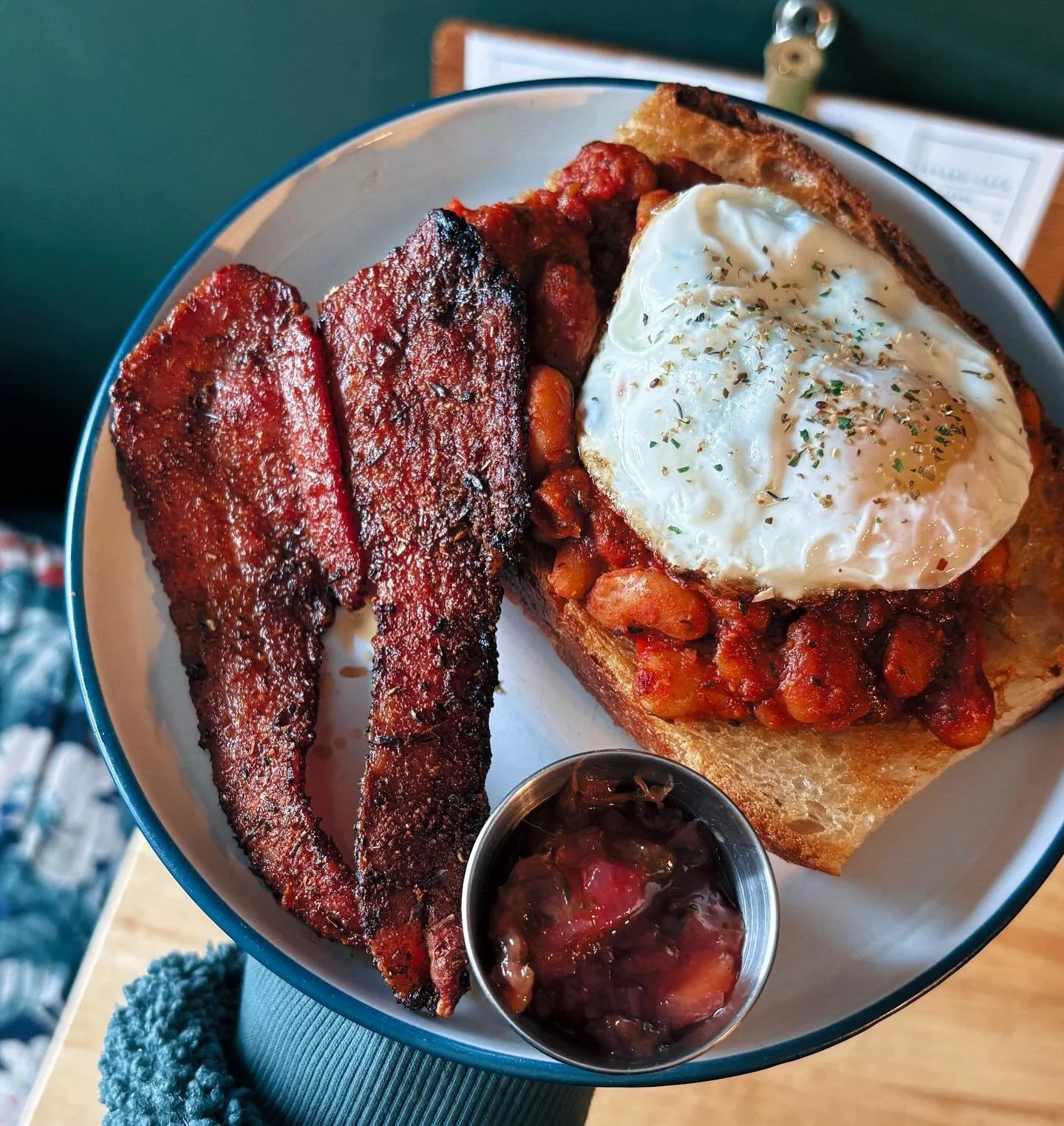 New specials just landed and they&rsquo;re bringing the heat 🥵

&bull; Chilli &amp; fennel pork meatballs in rich tomato sauce, mozzarella, basil oil, &amp; crispy onions. Served with toasted sourdough for dunking 

&bull; Jerk smoked and spiced bea