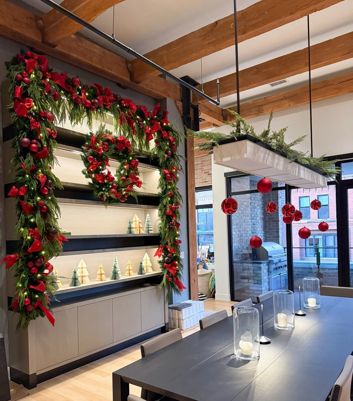 This garland turned out even better than we imagined 🌲&hearts;️✨

Layered greens, thick ribbon, and deep red ornaments came together for the coziest, most elevated holiday moment.