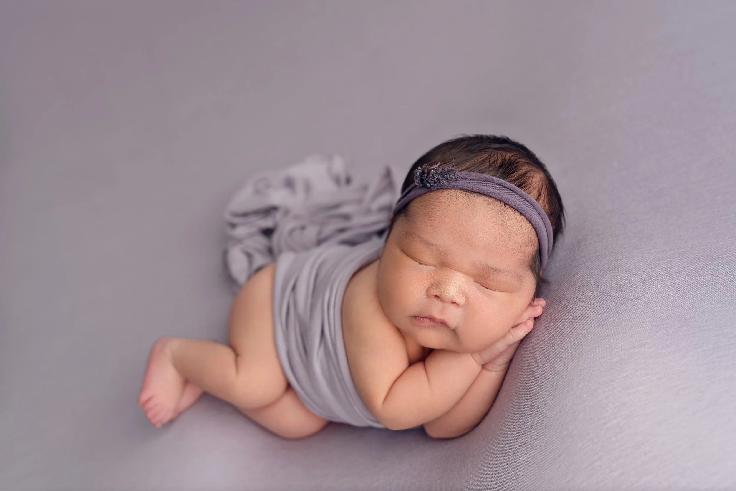 Frisco Newborn Photographer | Best Frisco Newborn Photographer | Best Dallas Newborn Photographer | Blooming Tree Photography | www.bloomingtreephotography.com