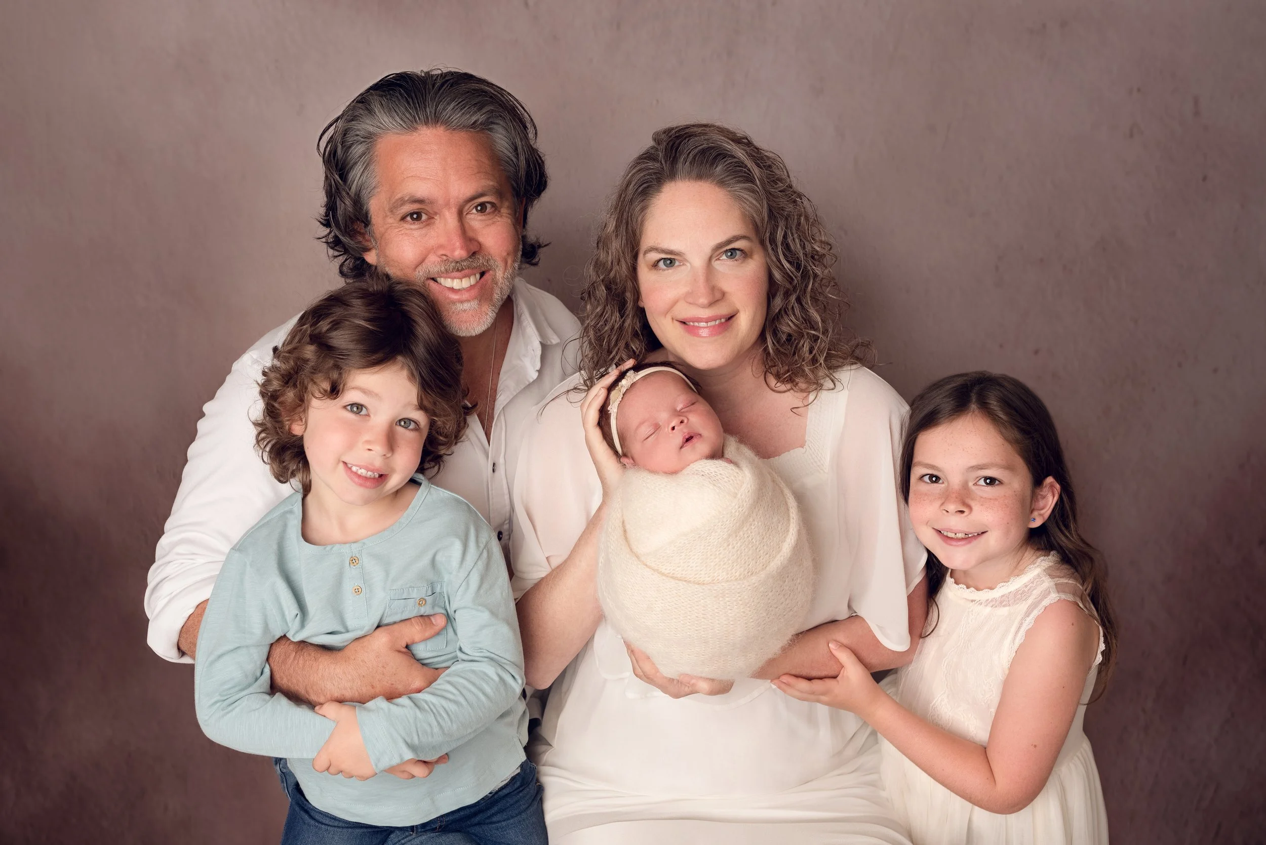 Frisco Newborn Photographer | Best Frisco Newborn Photographer | Little Elm Newborn Photographer | Blooming Tree Photography | www.bloomingtreephotography.com