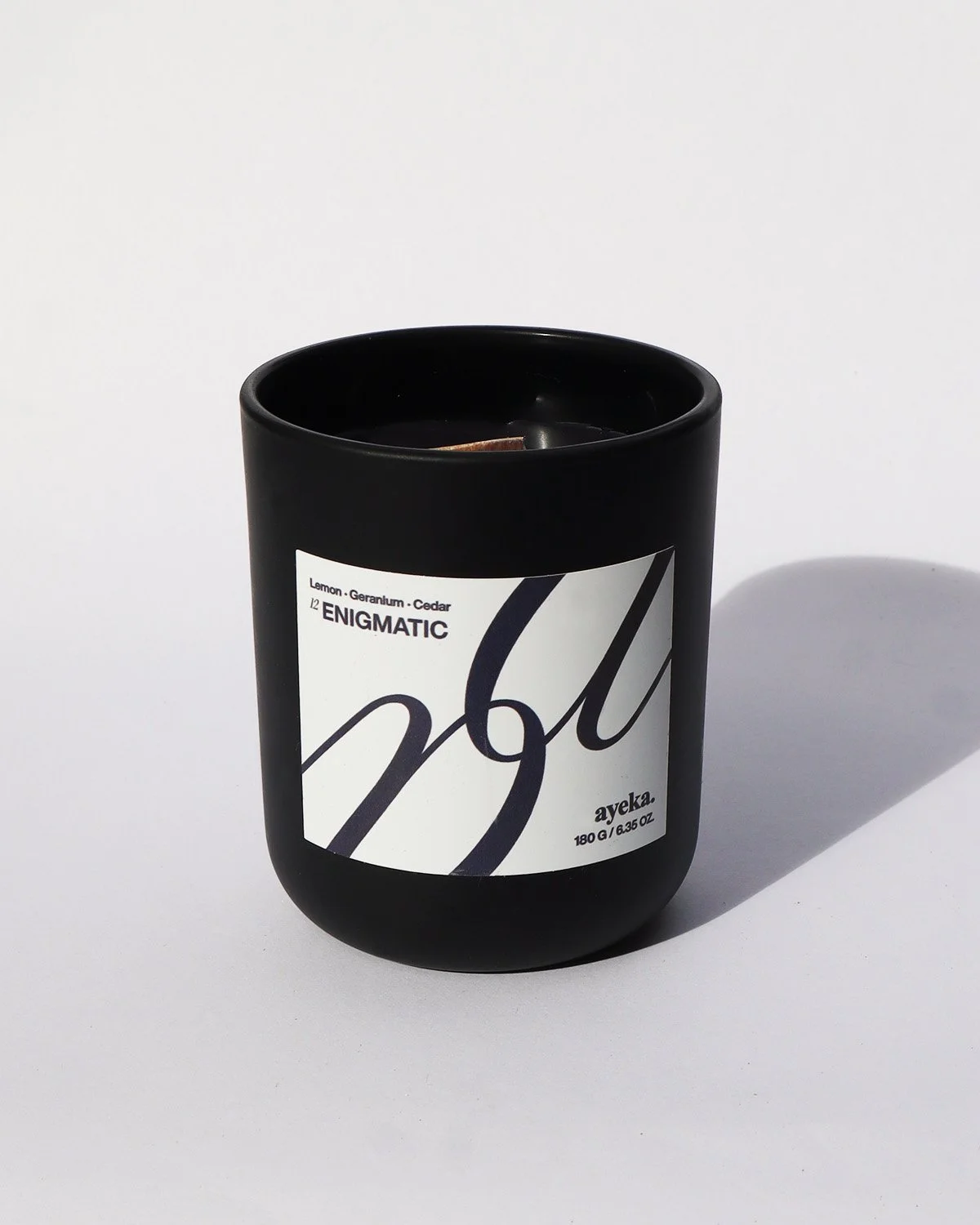 ENIGMATIC_CLASSIC_CANDLE.jpg