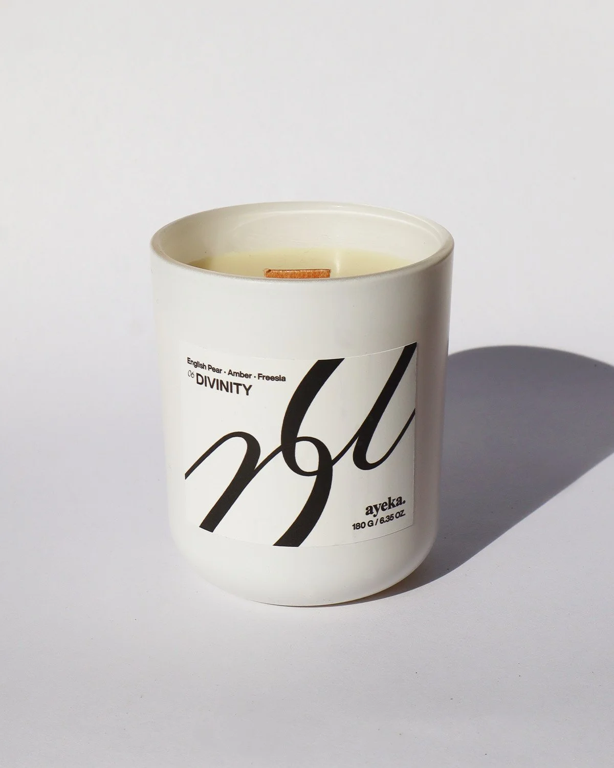 DIVINITY_CLASSIC_CANDLE.jpg