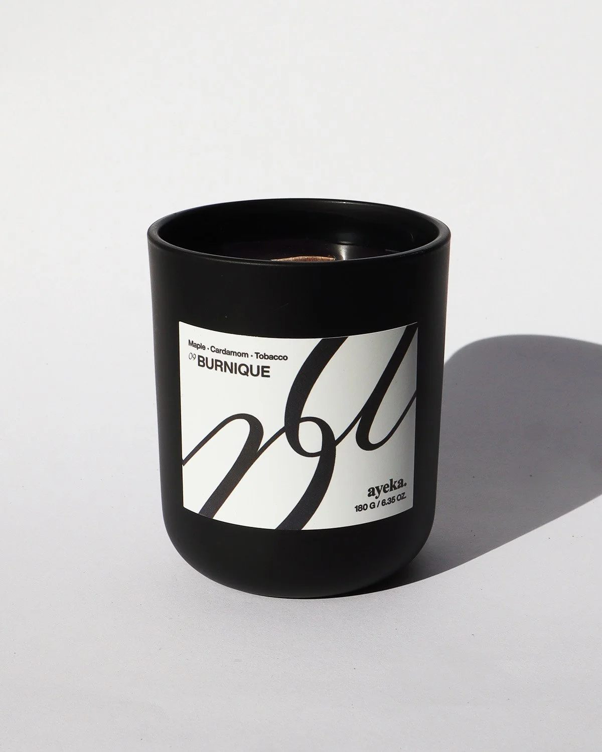 BURNIQUE_CLASSIC_CANDLE.jpg