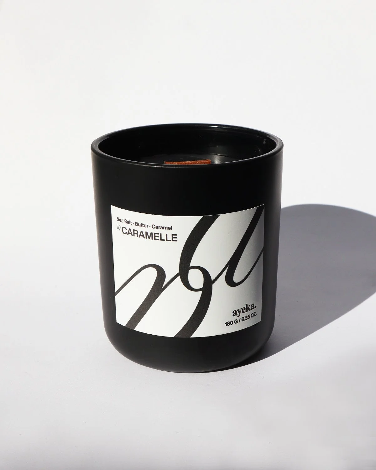 CARAMELLE_CLASSIC_CANDLE.jpg