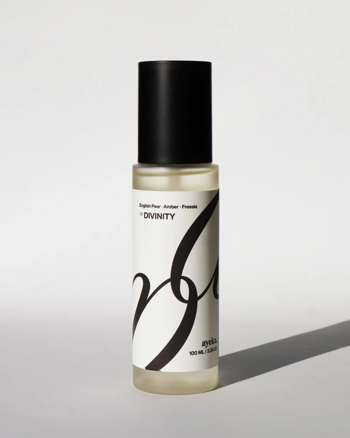 Divinity — English Pear, Amber & Freesia Fragrance Mist (100mL)