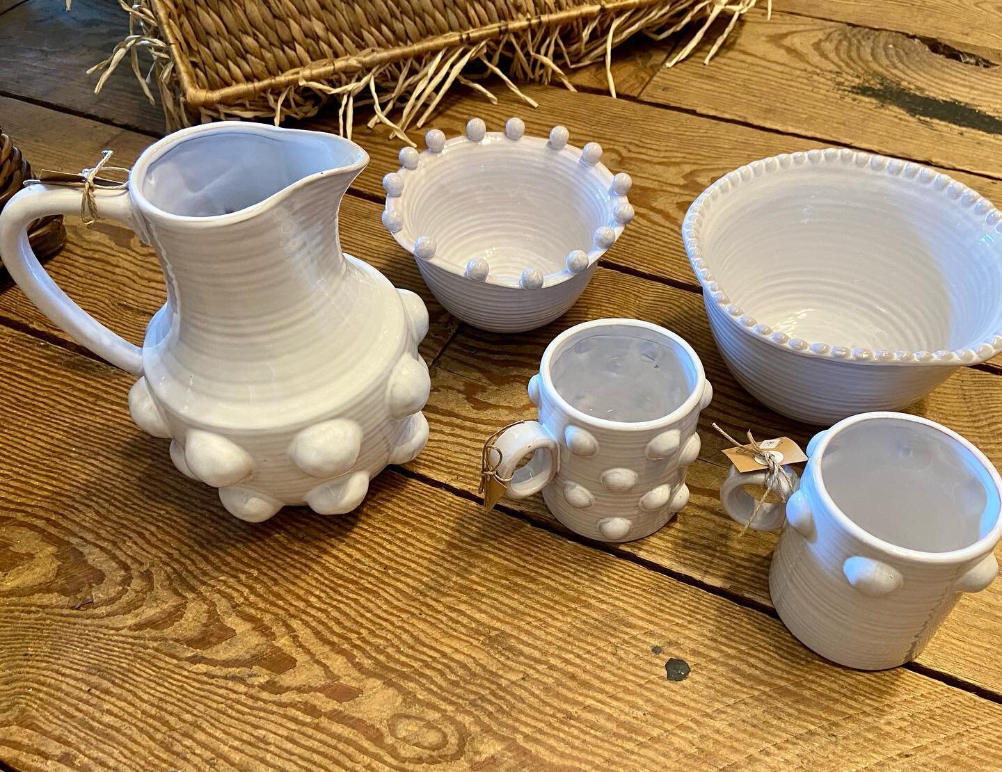 White, beads, porcelain&hellip; 🤍pitcher $40, mugs $18, bowls $25 &amp; $35. These pieces are useful &amp; go with everything. Perfect gift at the perfect price &hellip; see you soon. #thecookstore #shoplocal #livelocal #white #porcelain #beads #mug