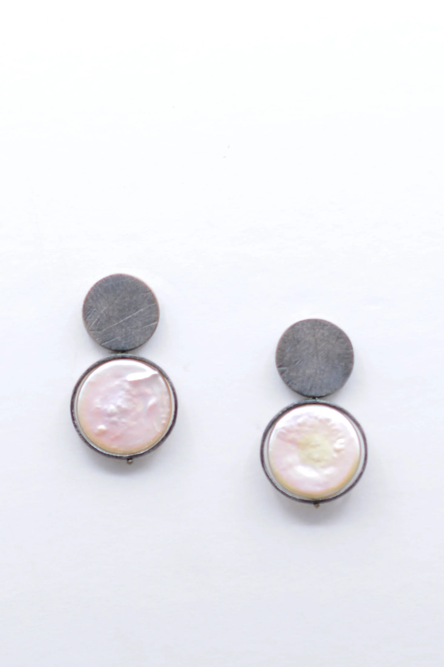 earring-circle-pearls-DSC_2733.jpg