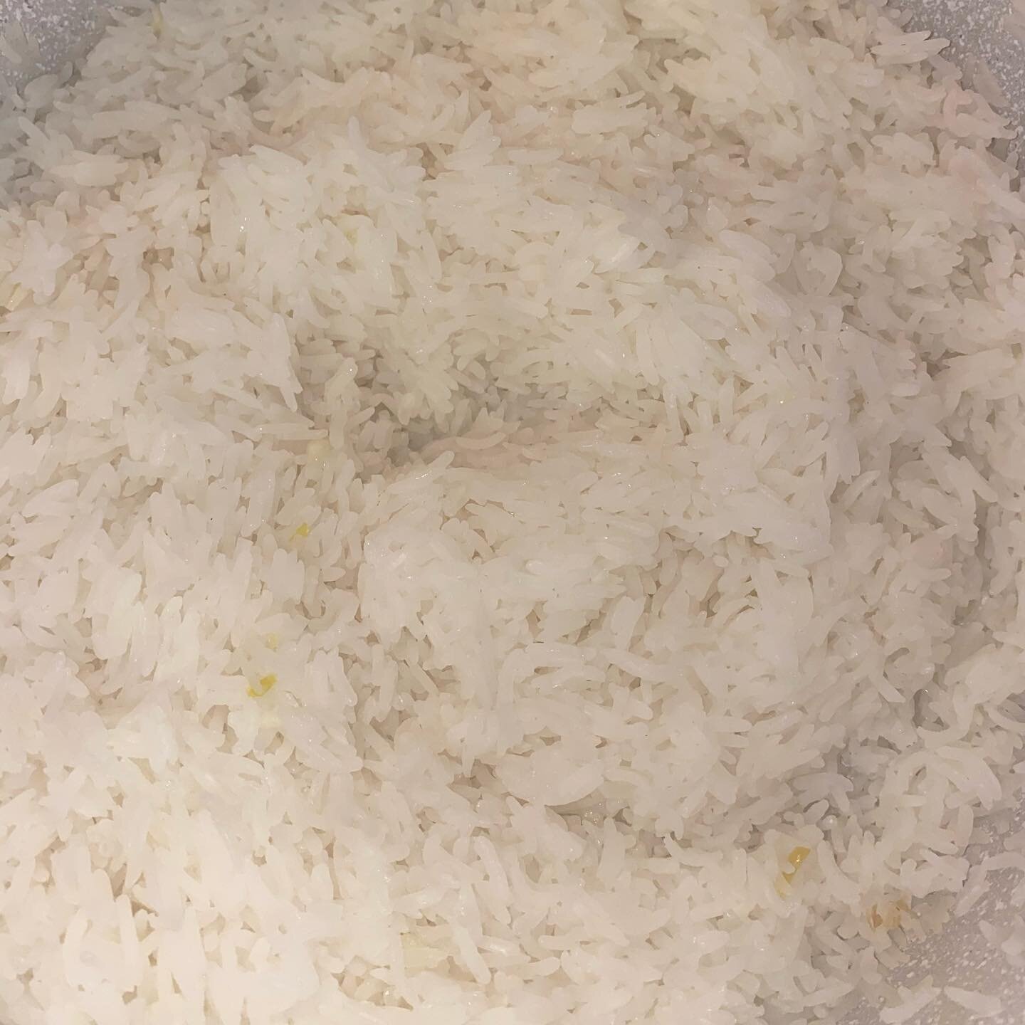 Garlic infused rice 🧄🍚One of my uncles taught me this trick. 

Ingredients: 
Rice, 3 cups
Garlic cloves, 2, mashed
Sea salt, 1 tsp 
Water, 3 cups 

Steps:
1. Soak rice overnight.  Then, rinse once or twice, and drain. 
3. To a warm pot, add the gar