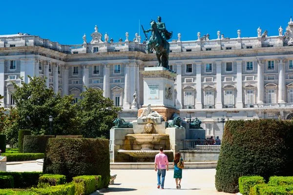 Plaza de Oriente