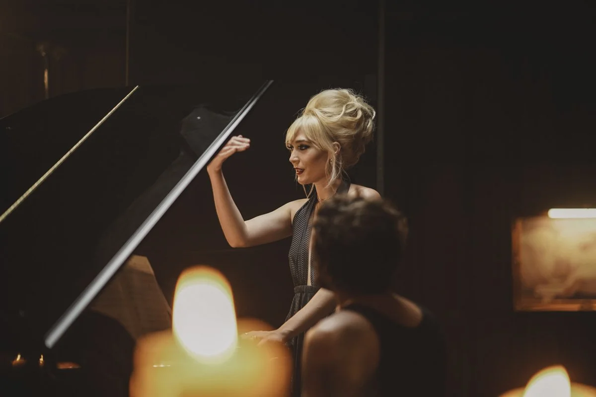 MeOhMy I Can Be French BTS web - 78.jpg