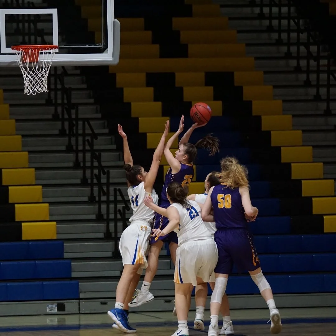 ⛹️&zwj;♀️ WNBA starts this week, so let's talk about goal setting⛹️&zwj;♀️
.
The start of any season makes us think about goal setting. Your hard work during the off season can finally be applied, but only if you&rsquo;ve prepared.&nbsp;&nbsp;
.
Goal