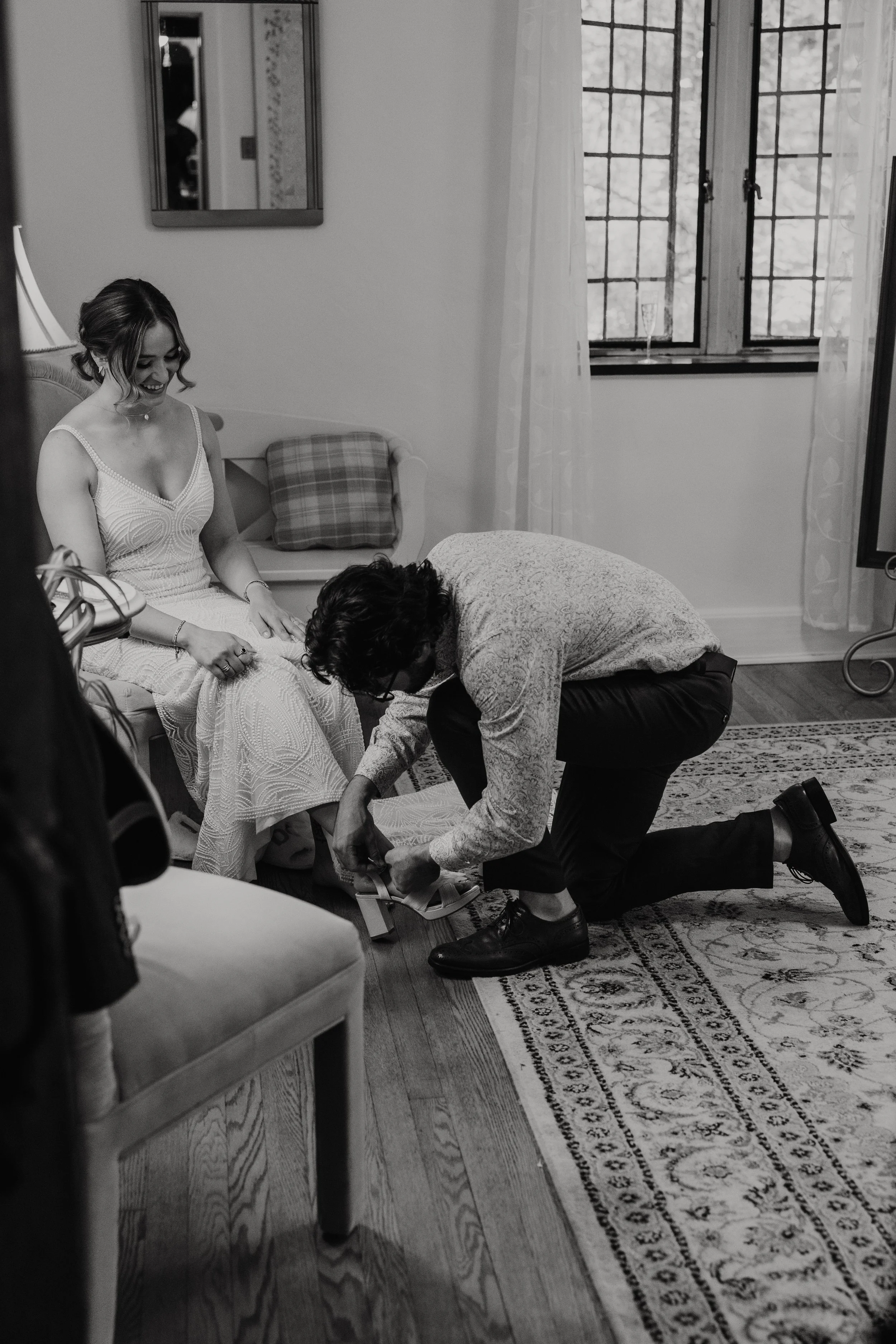 Getting Ready Together - Micro Wedding.jpg