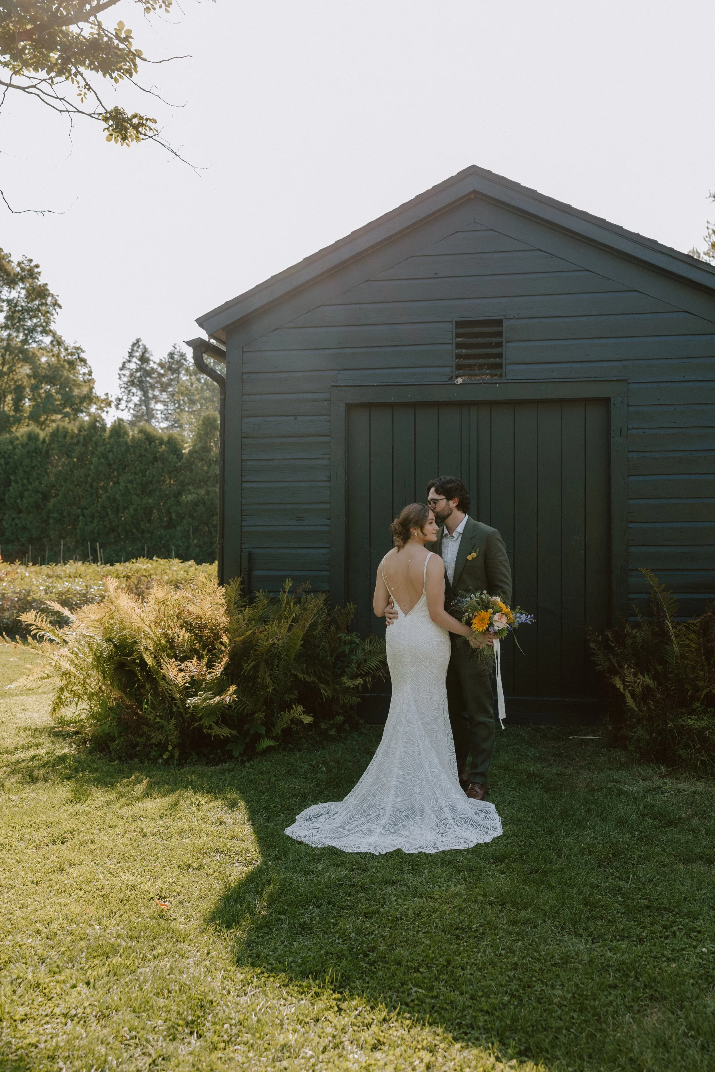 Couples Portraits at Locust Grove, NY.jpg