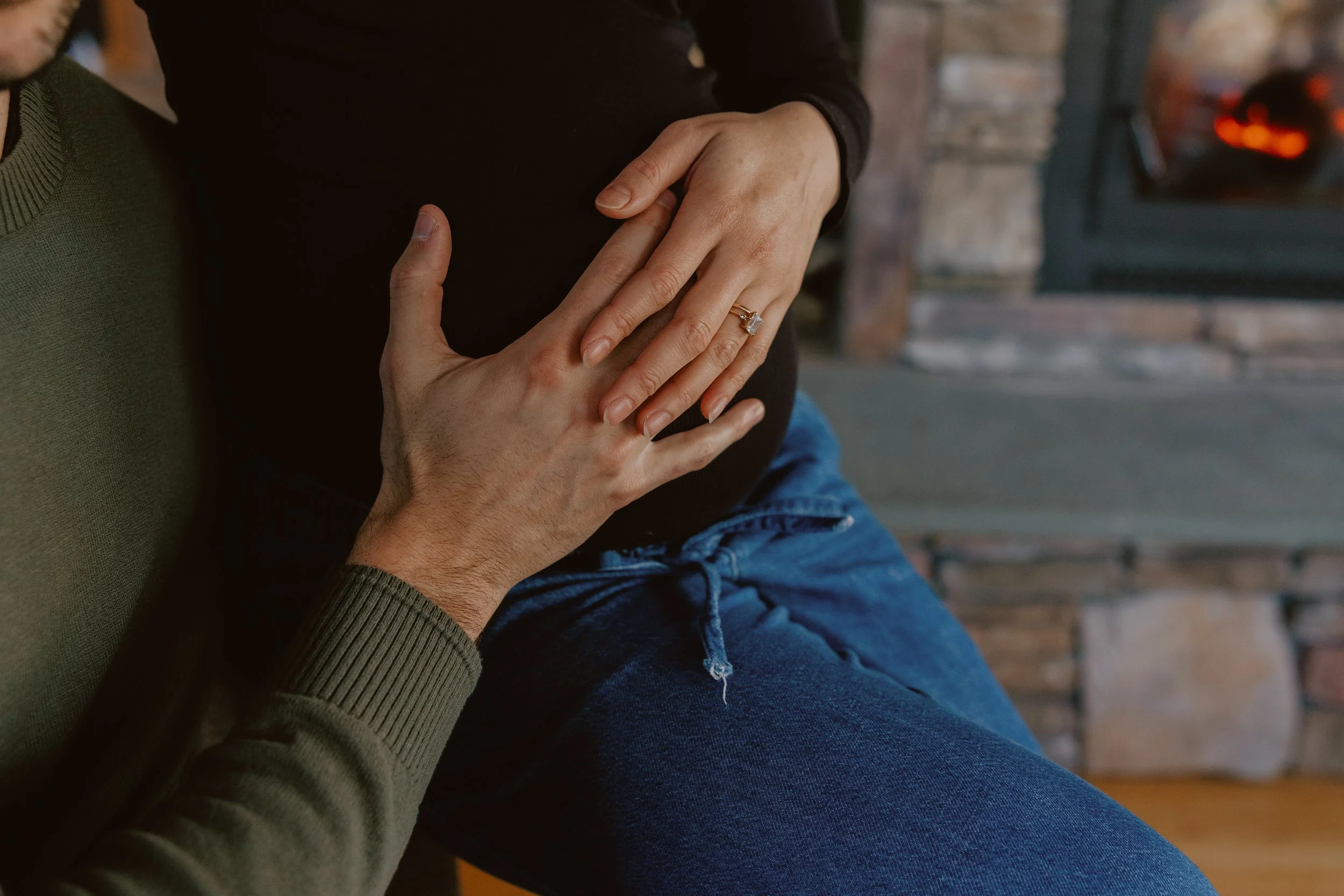 K + J - In Home Session Maternity - 015.jpg