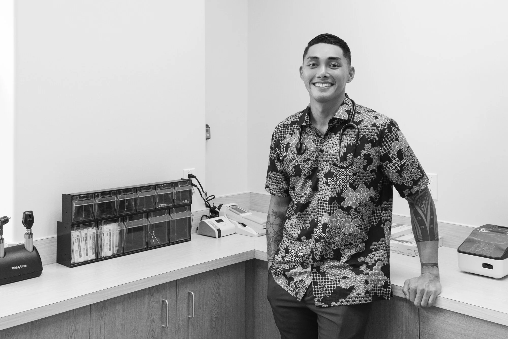 NIU HEALTH - Headshots SS-13.jpg