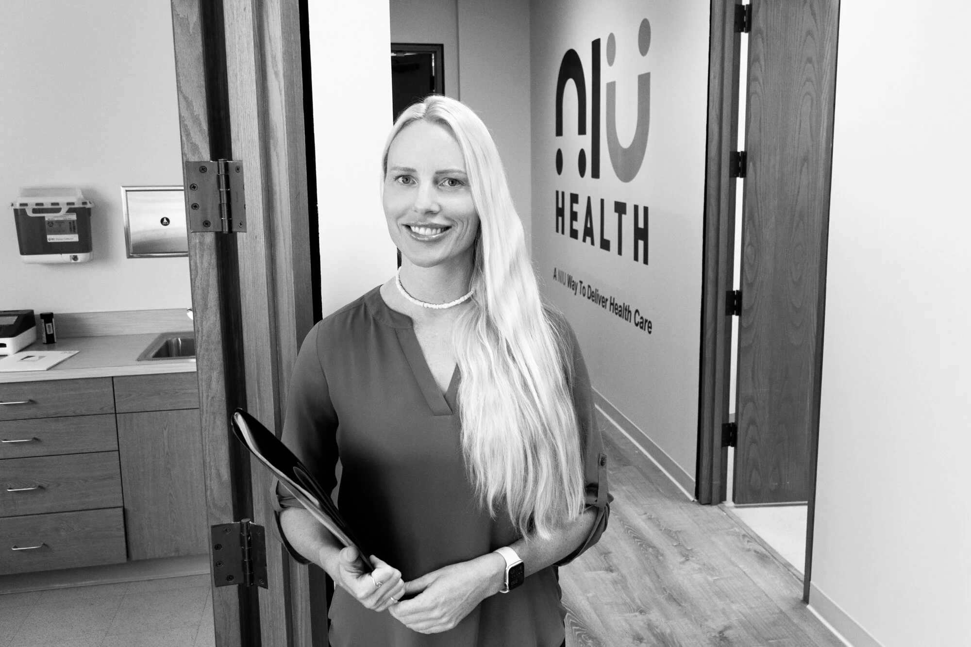 NIU HEALTH - Headshots SS-20.jpg