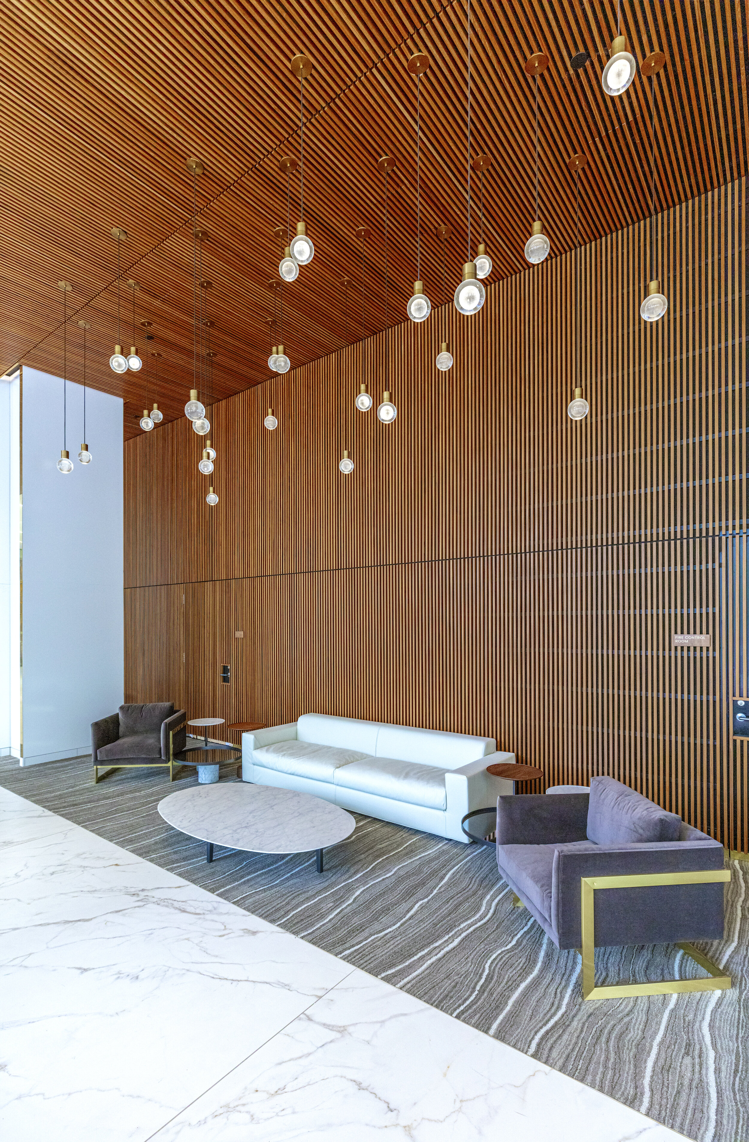 Union Bank Plaza_Scouting_28_web.jpg