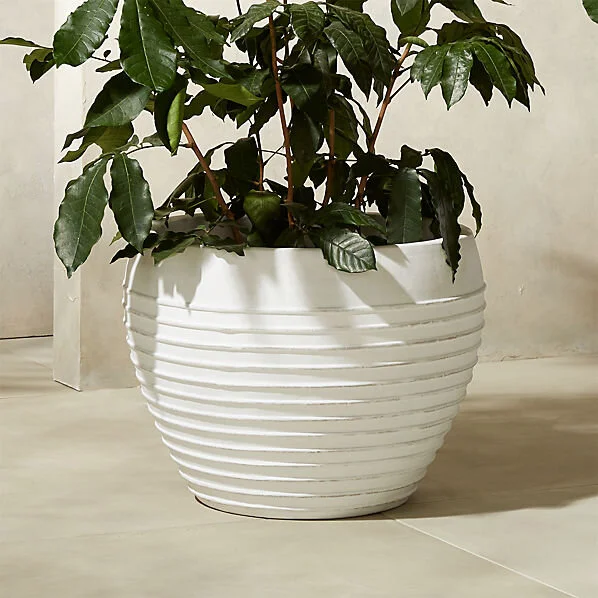brigitte-large-planter.jpg
