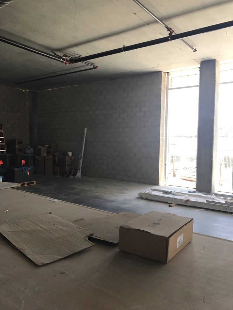 2 - LOBBY RECEPTION DESK (BEFORE)