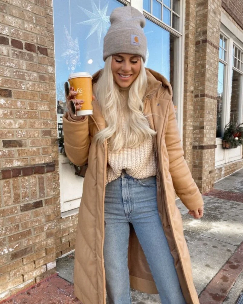 Loving Monochromatic Neutrals